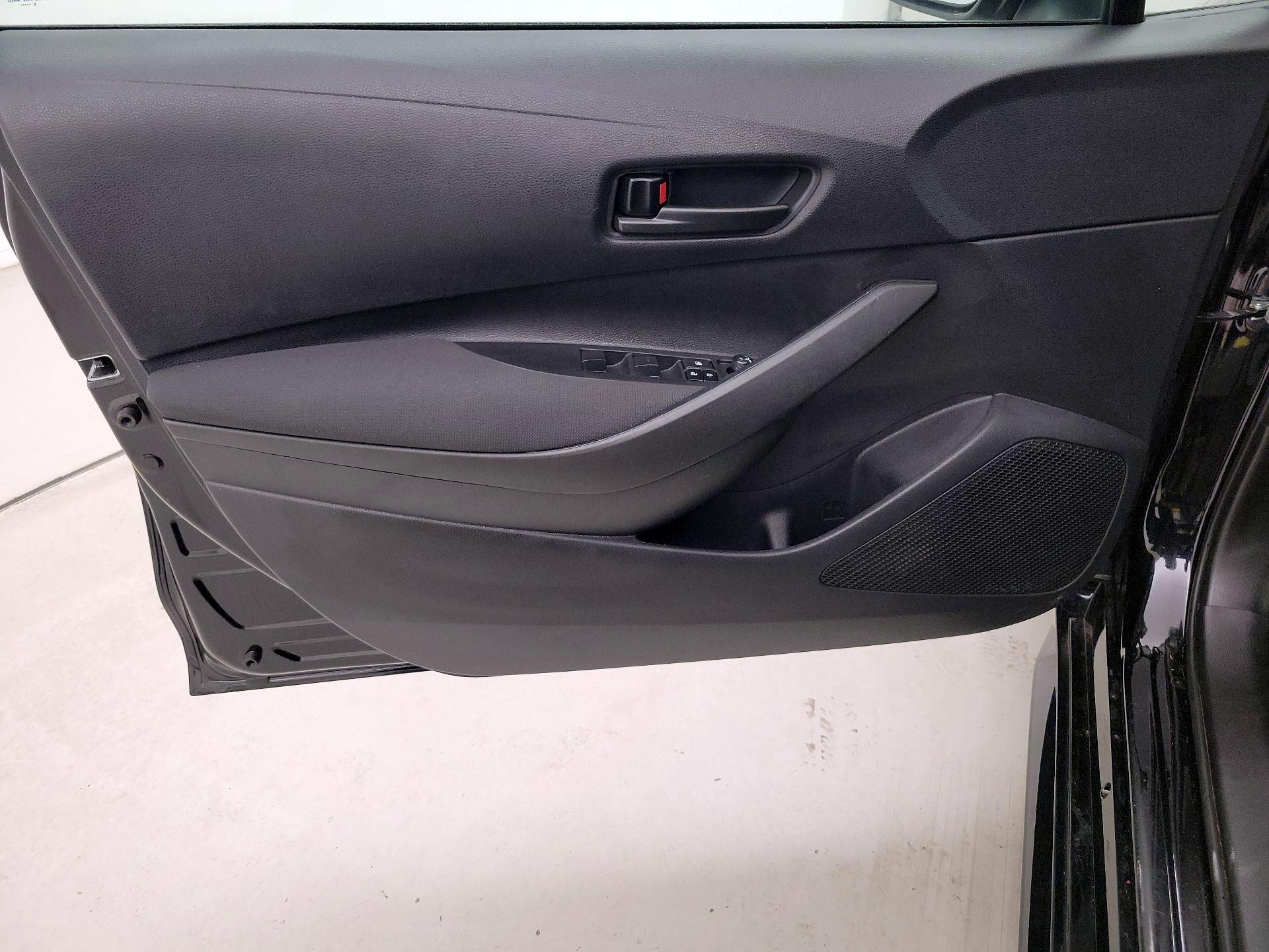 Thumbnail: 2025 Toyota Corolla - 12