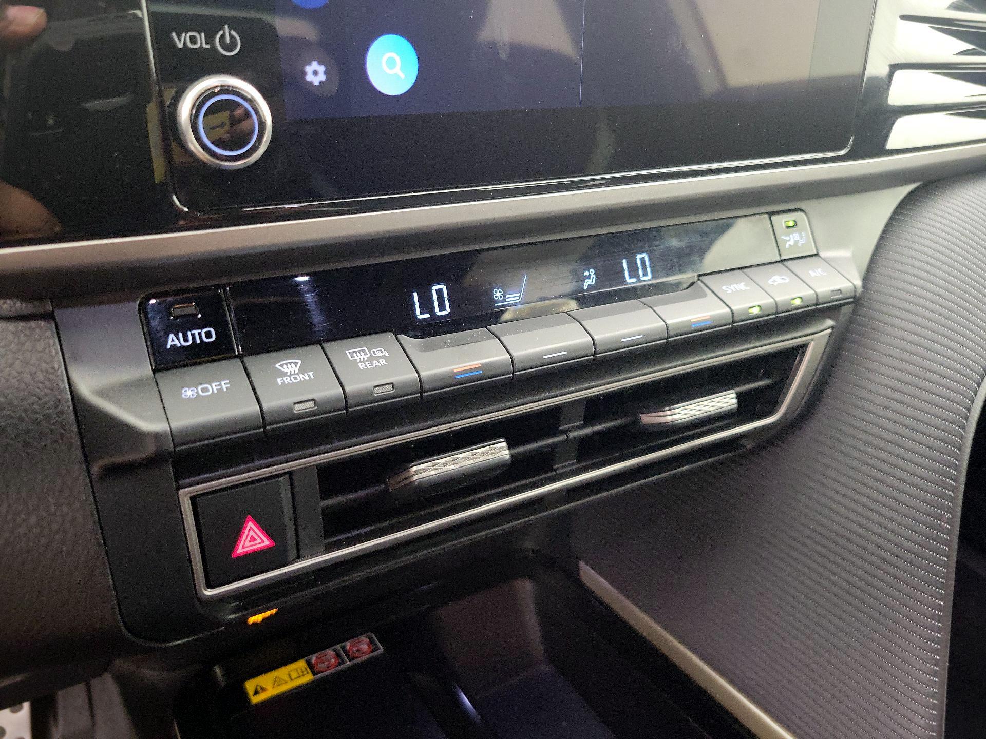 Thumbnail: 2025 Toyota Camry - 16