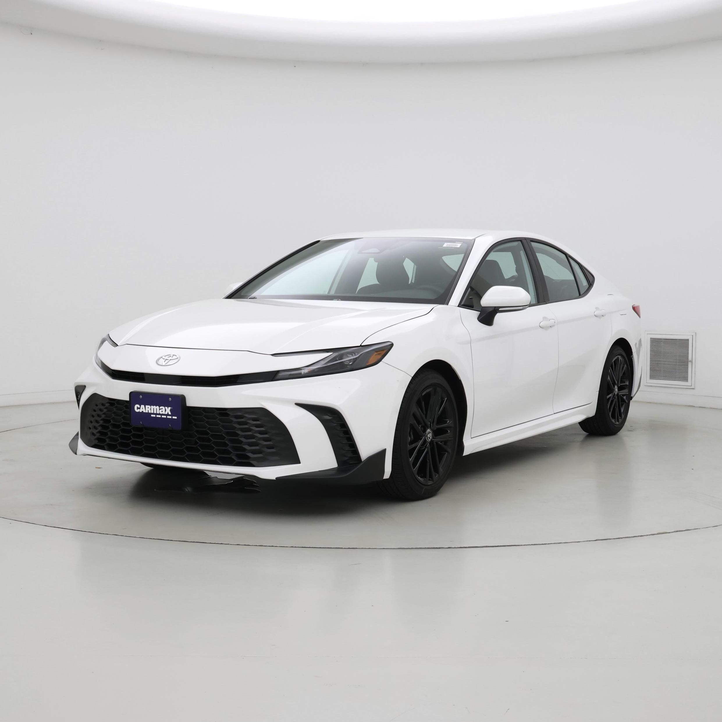 Thumbnail: 2025 Toyota Camry - 4