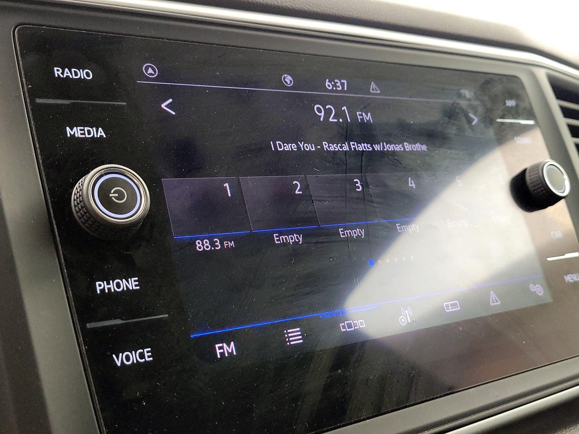 Thumbnail: 2021 Volkswagen Atlas - 15