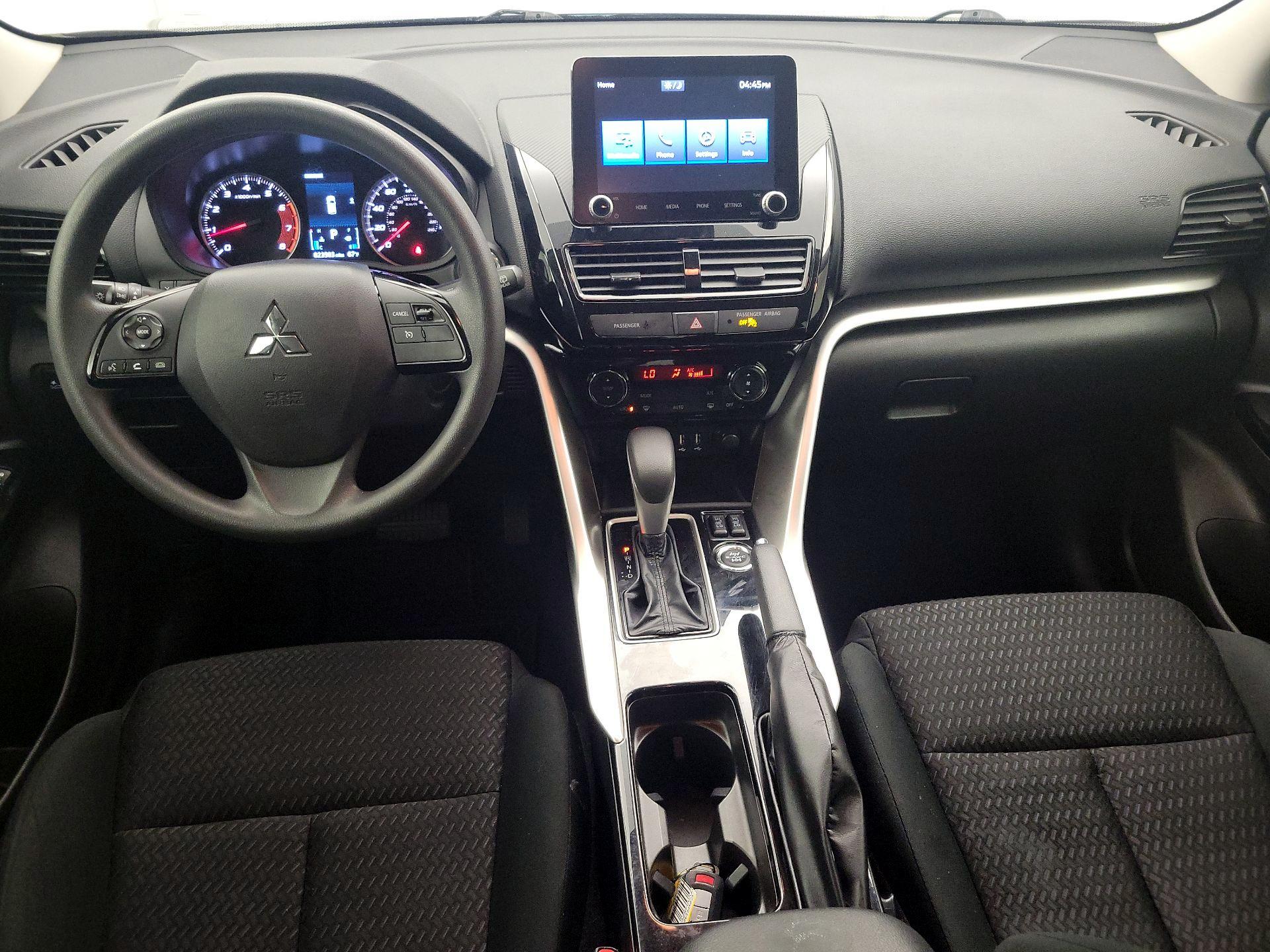 Thumbnail: 2024 Mitsubishi Eclipse Cross - 9