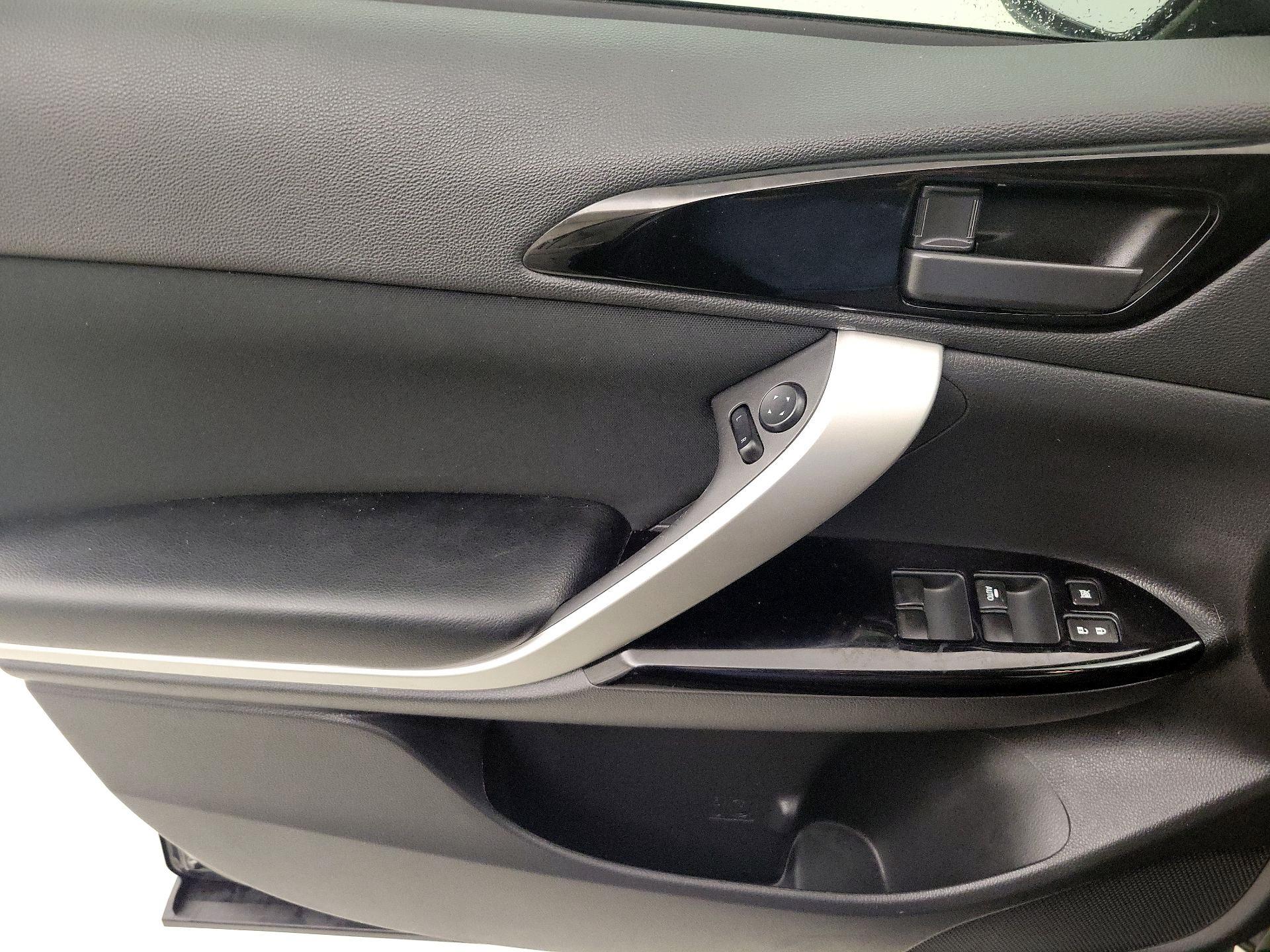 Thumbnail: 2024 Mitsubishi Eclipse Cross - 12