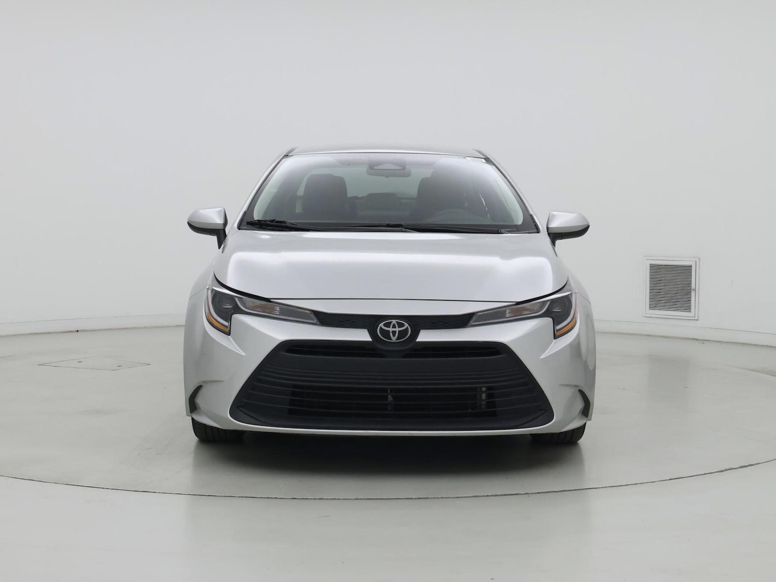 2025 Toyota Corolla LE - Photo 6