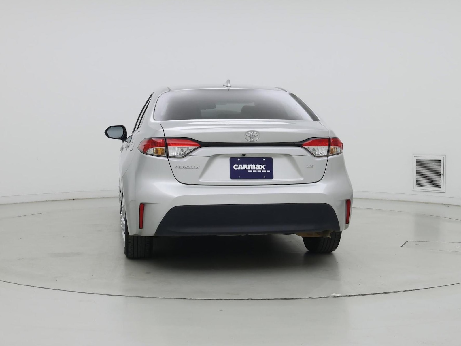 2025 Toyota Corolla LE - Photo 7