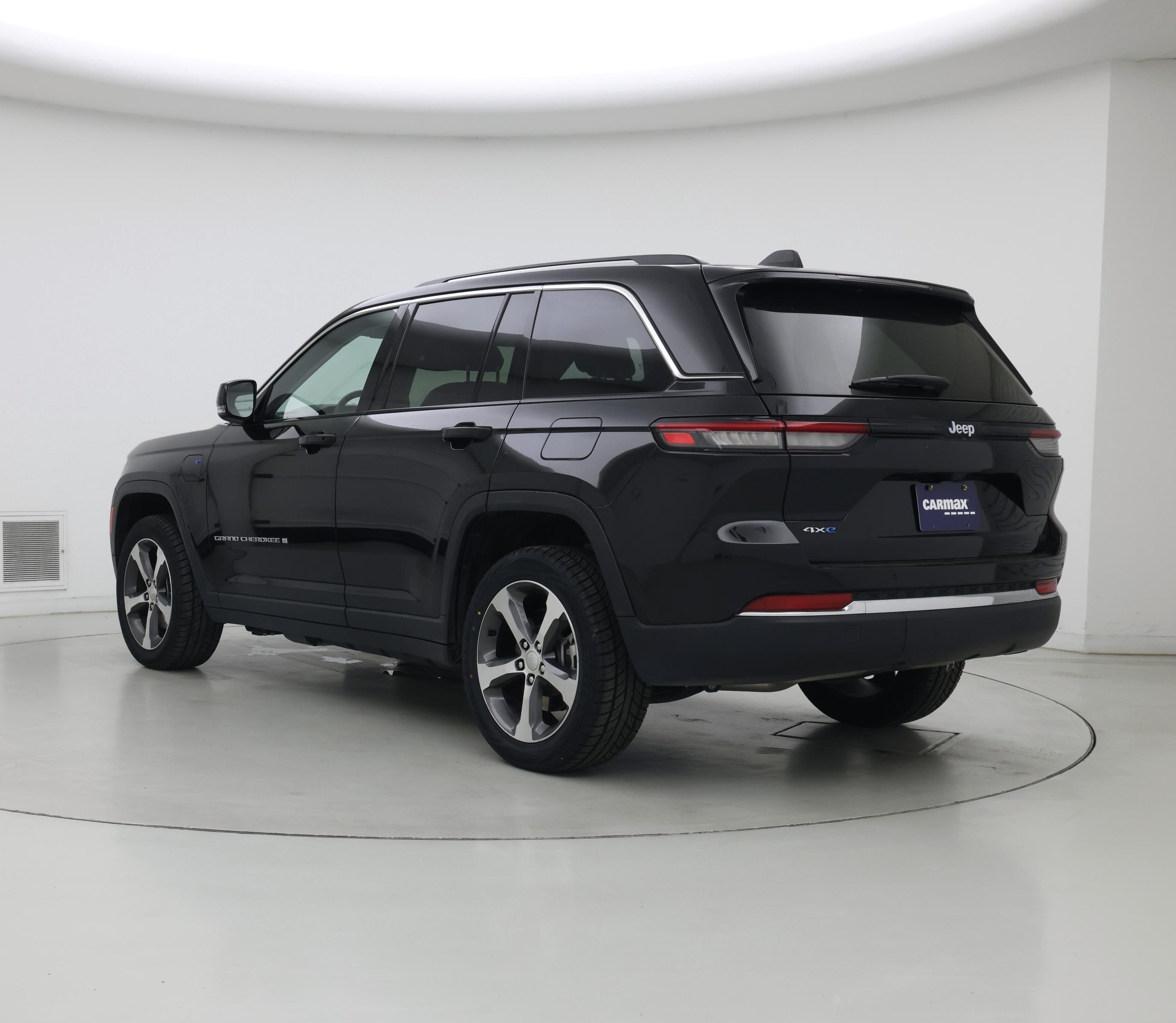 Thumbnail: 2023 Jeep Grand Cherokee - 2