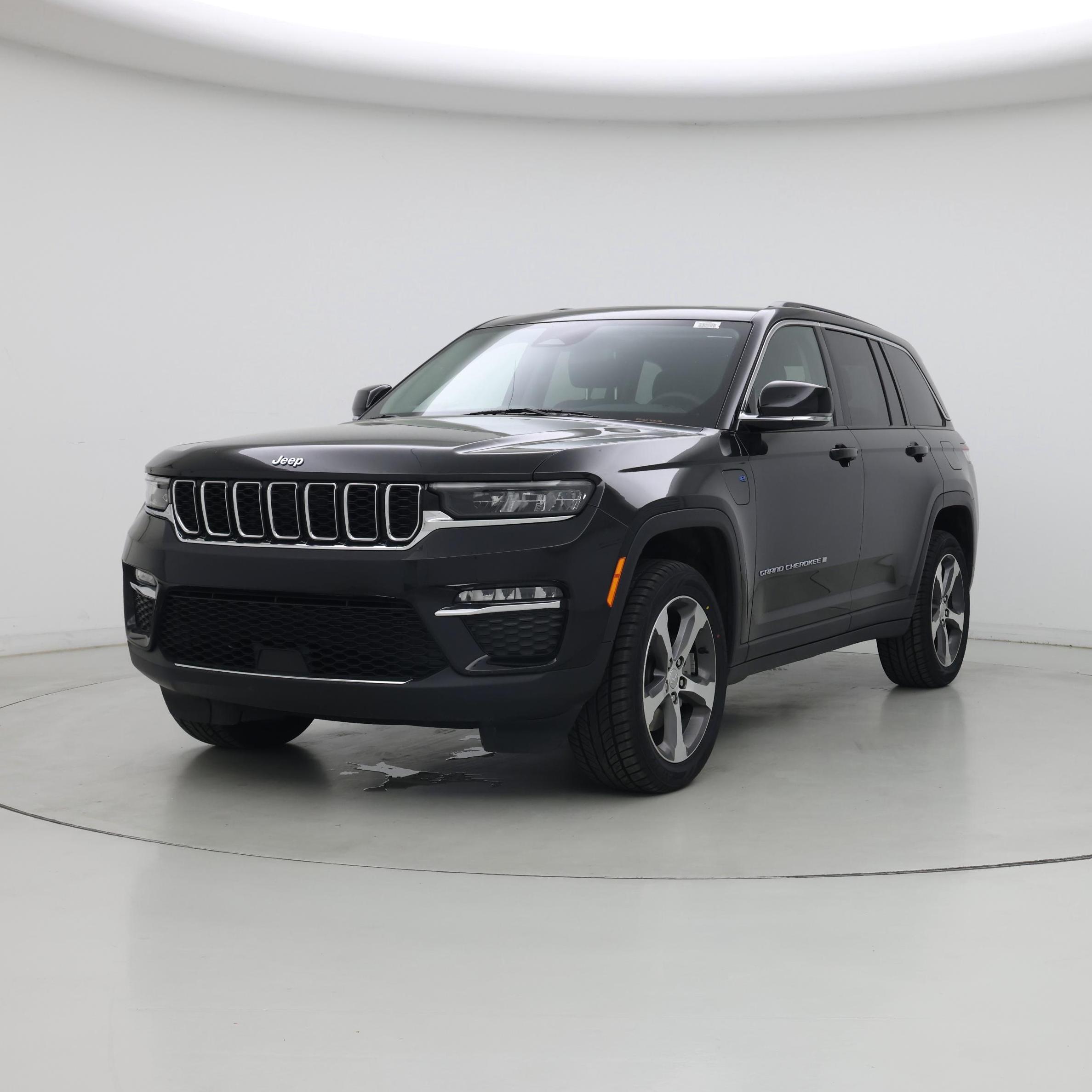Thumbnail: 2023 Jeep Grand Cherokee - 4