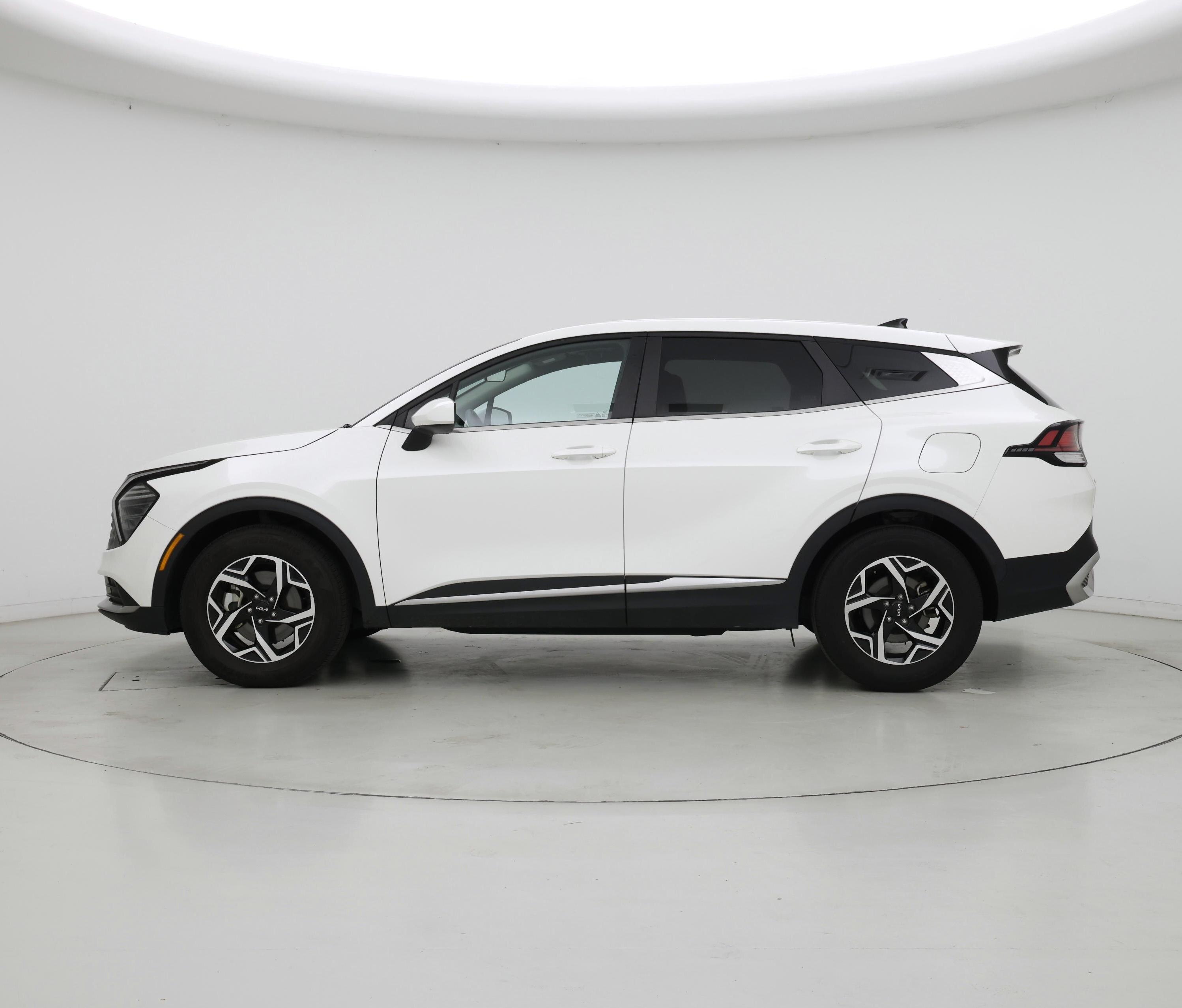 Thumbnail: 2024 Kia Sportage - 3