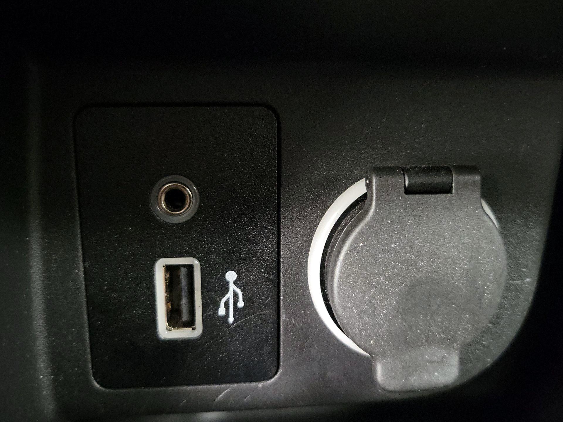 Thumbnail: 2024 Nissan Kicks - 18