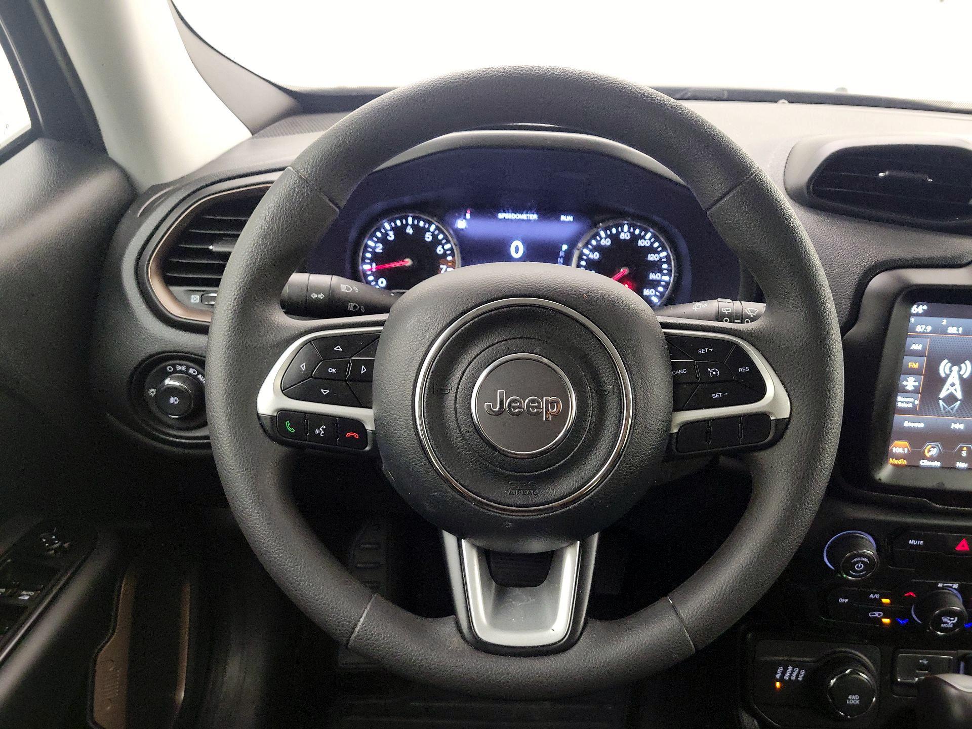 Thumbnail: 2023 Jeep Renegade - 10