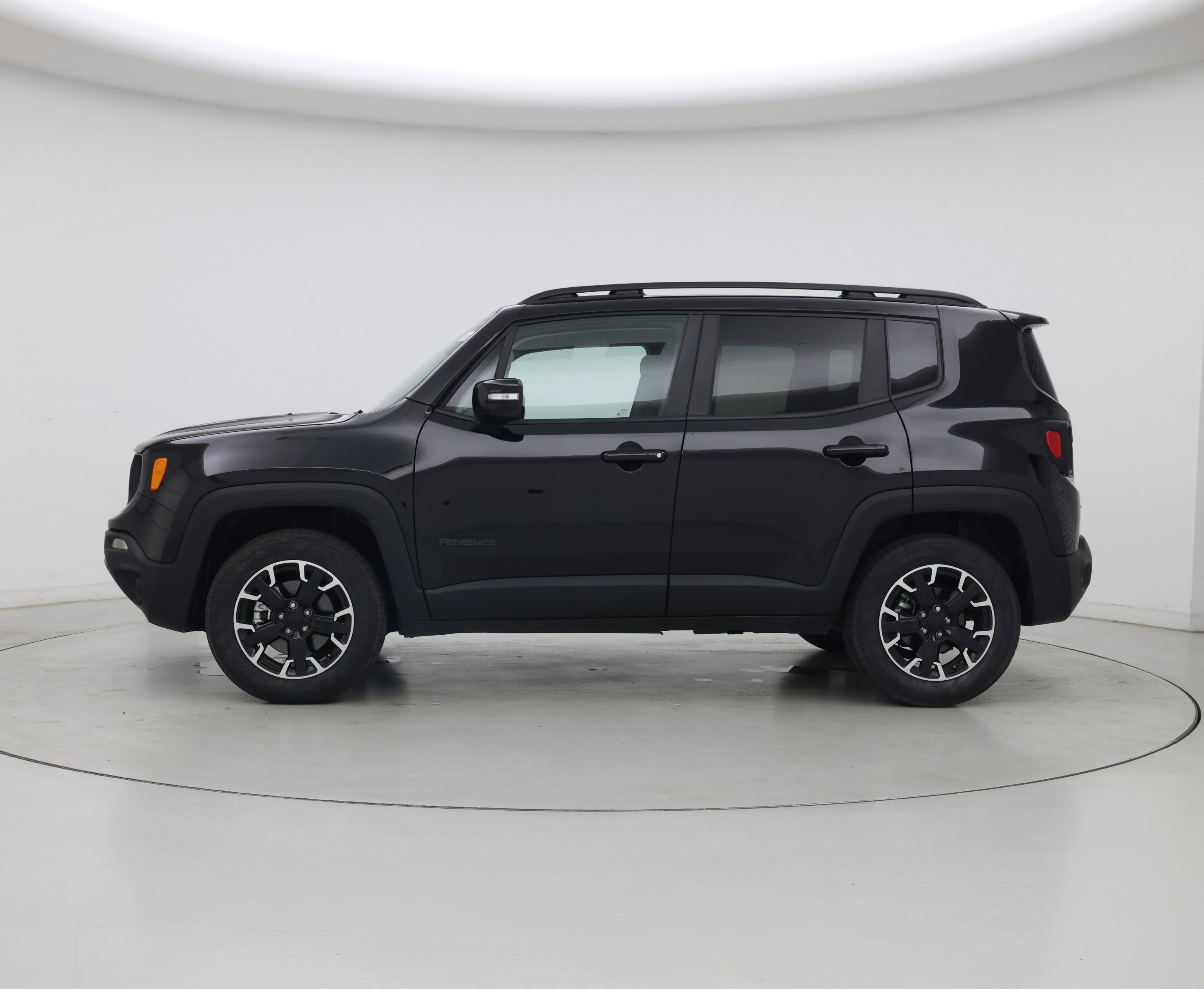 Thumbnail: 2023 Jeep Renegade - 3