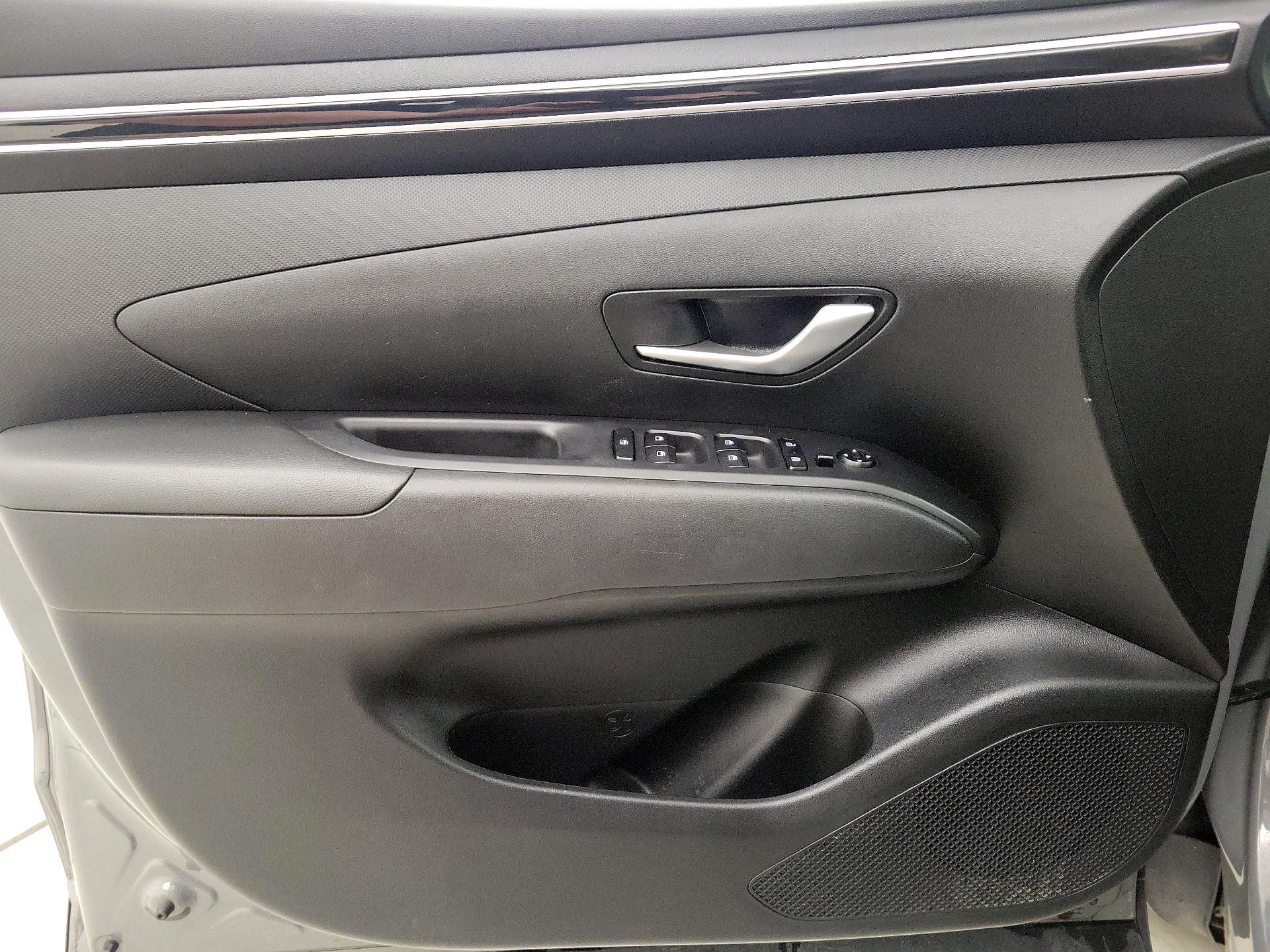 Thumbnail: 2023 Hyundai Santa Cruz - 12