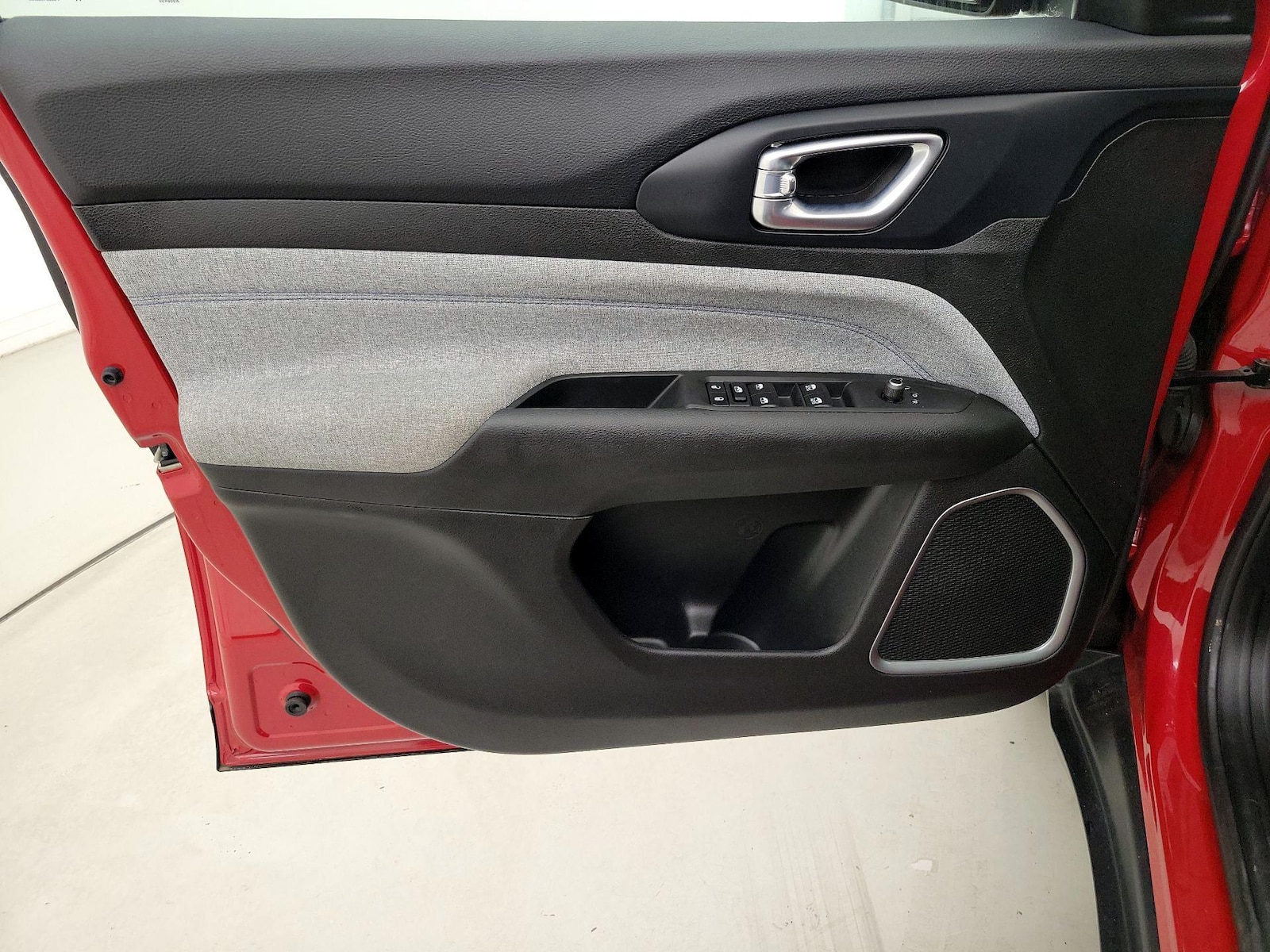 2023 Jeep Compass Latitude - Photo 13