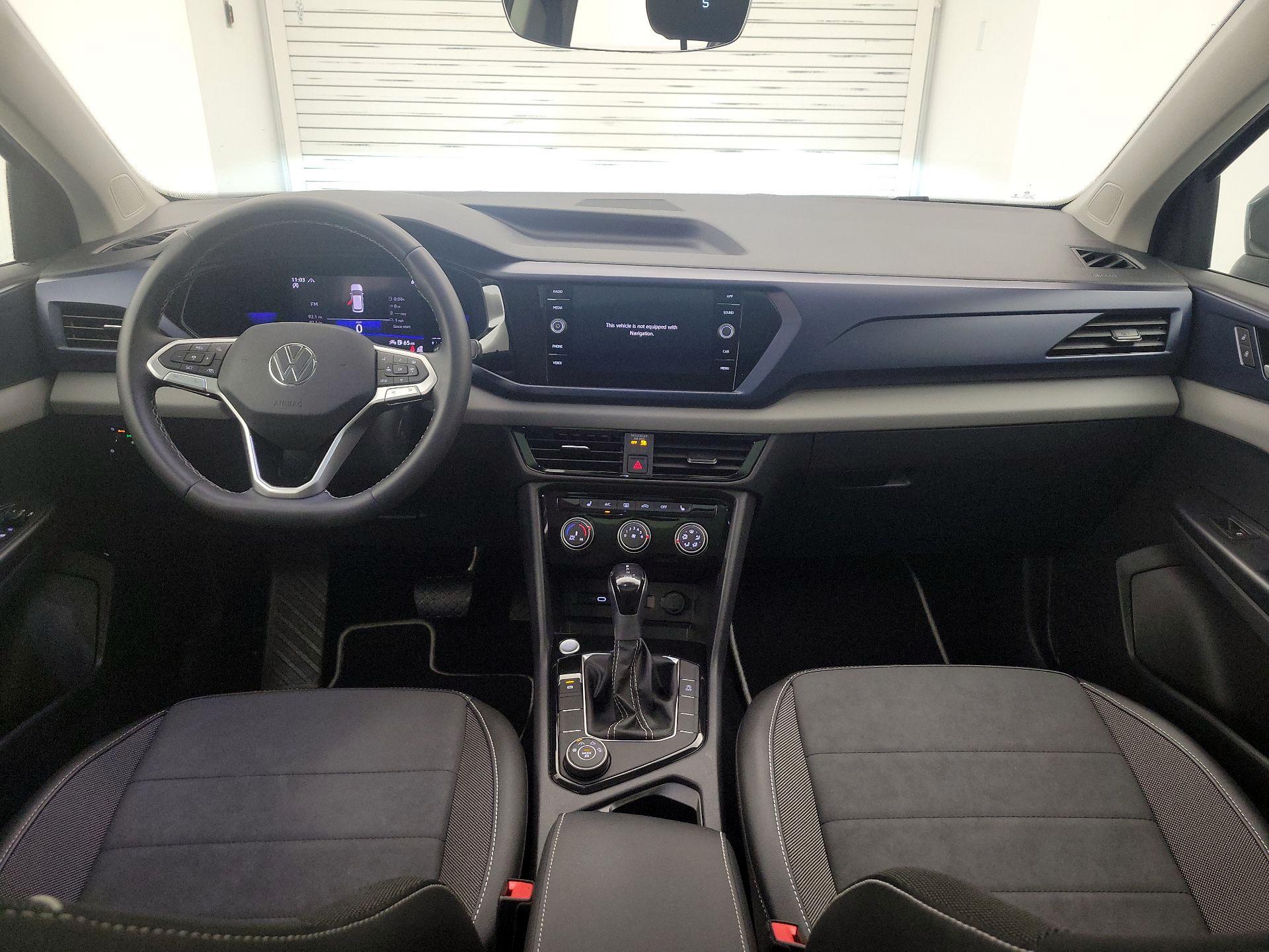 Thumbnail: 2023 Volkswagen Taos - 9