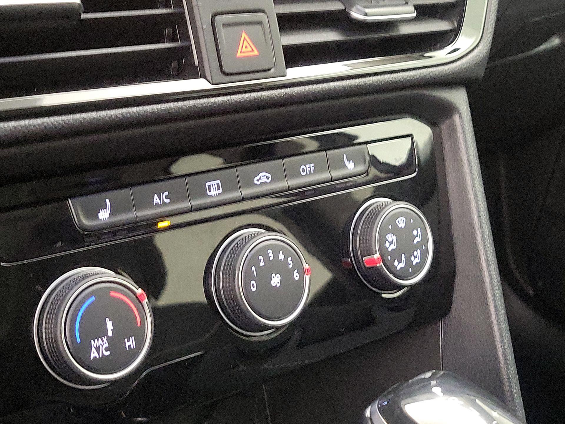 Thumbnail: 2023 Volkswagen Taos - 16