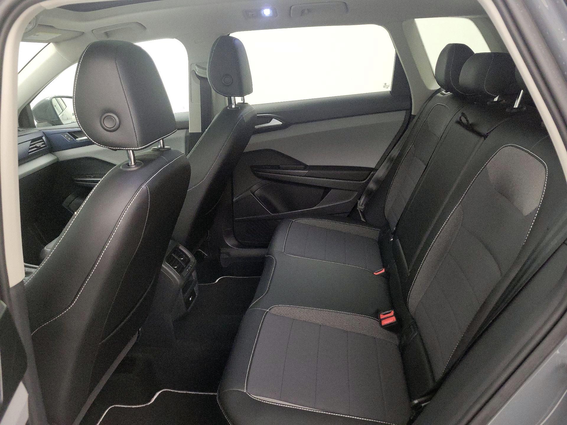 Thumbnail: 2023 Volkswagen Taos - 20