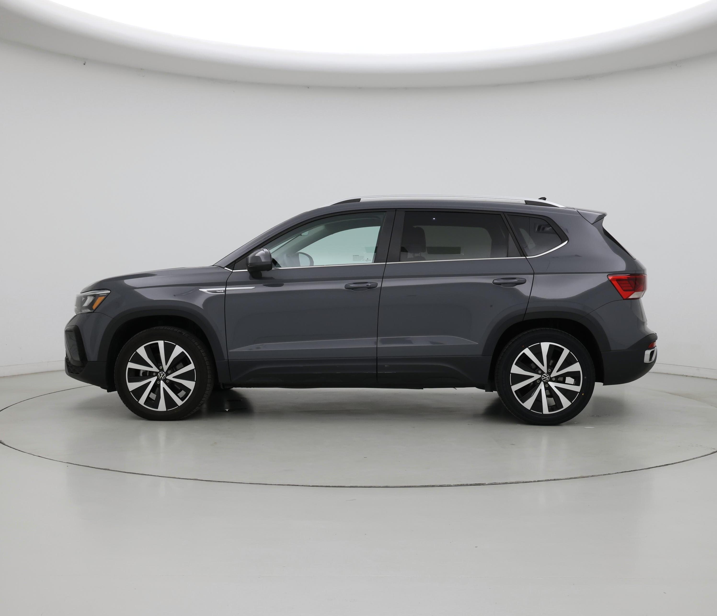 Thumbnail: 2023 Volkswagen Taos - 3