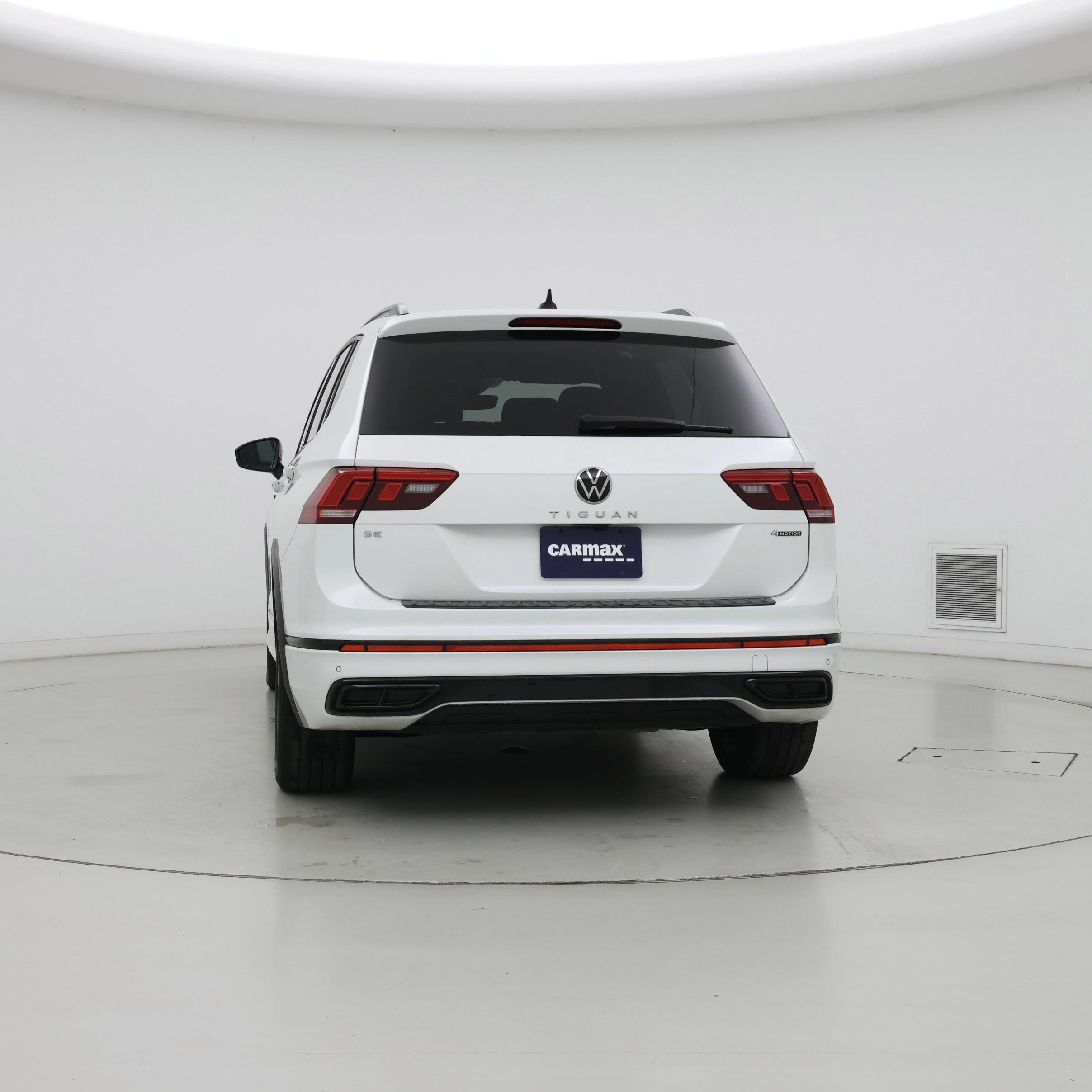 Thumbnail: 2023 Volkswagen Tiguan - 6