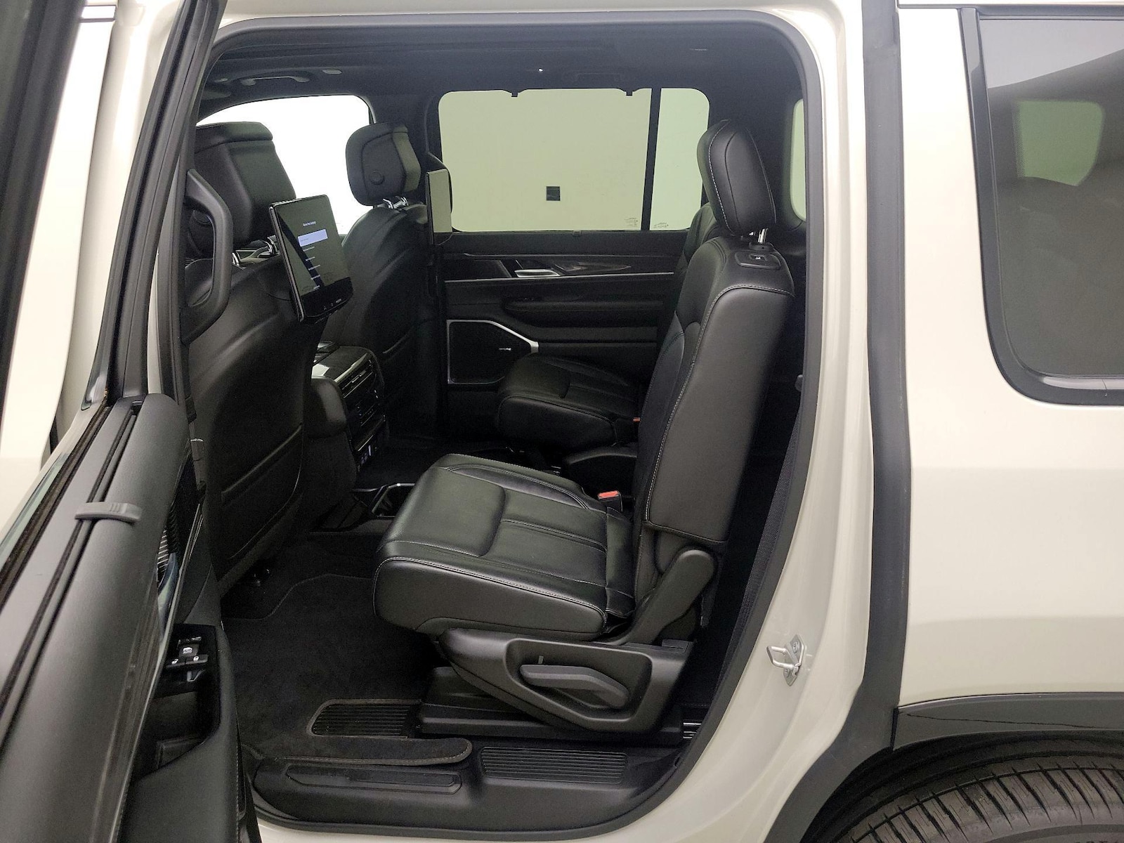 2022 Jeep Wagoneer Series II - Photo 22