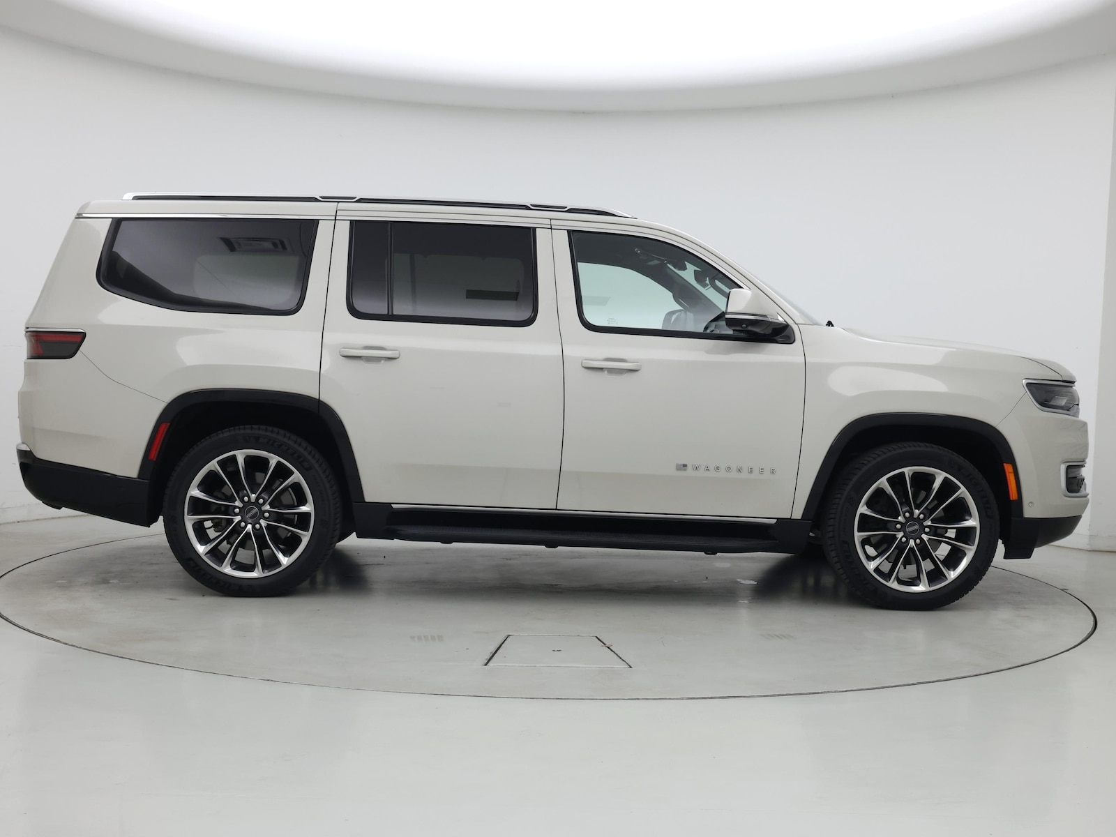 2022 Jeep Wagoneer Series II - Photo 8