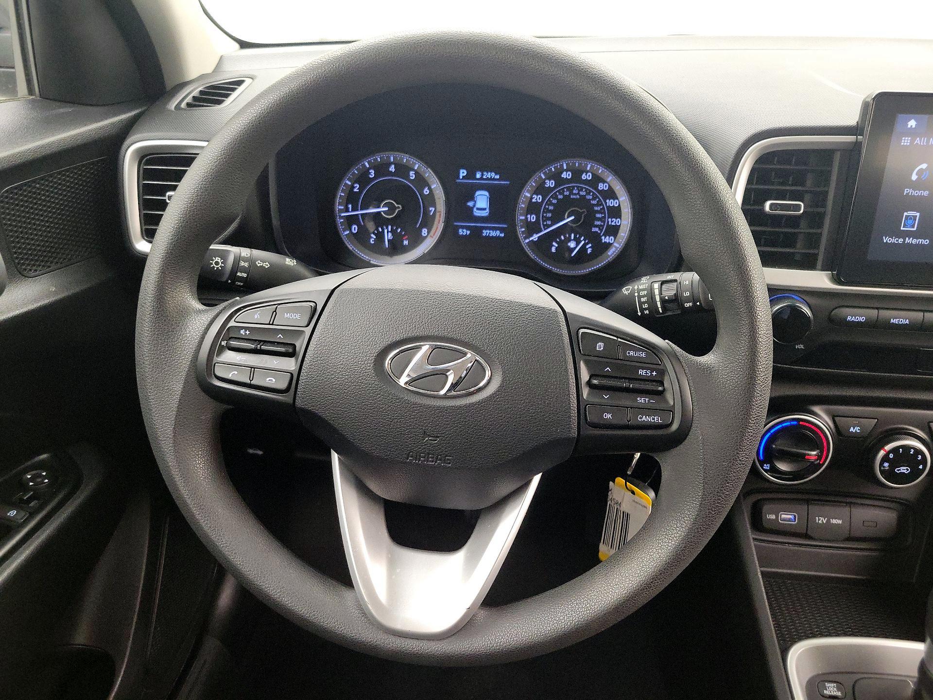 Thumbnail: 2022 Hyundai Venue - 10