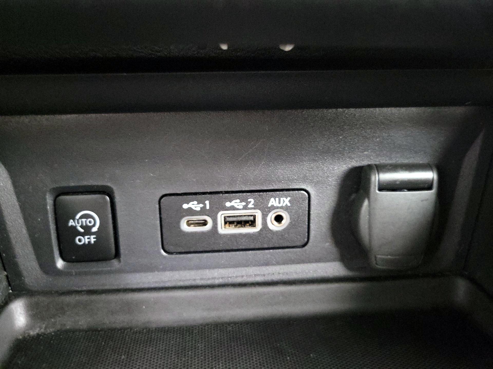 Thumbnail: 2024 Nissan Sentra - 18