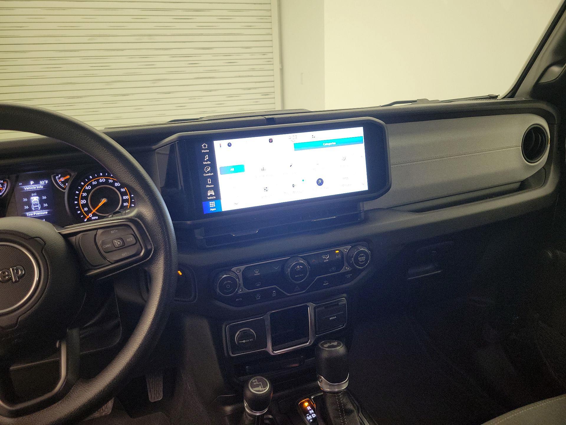 Thumbnail: 2024 Jeep Wrangler - 9