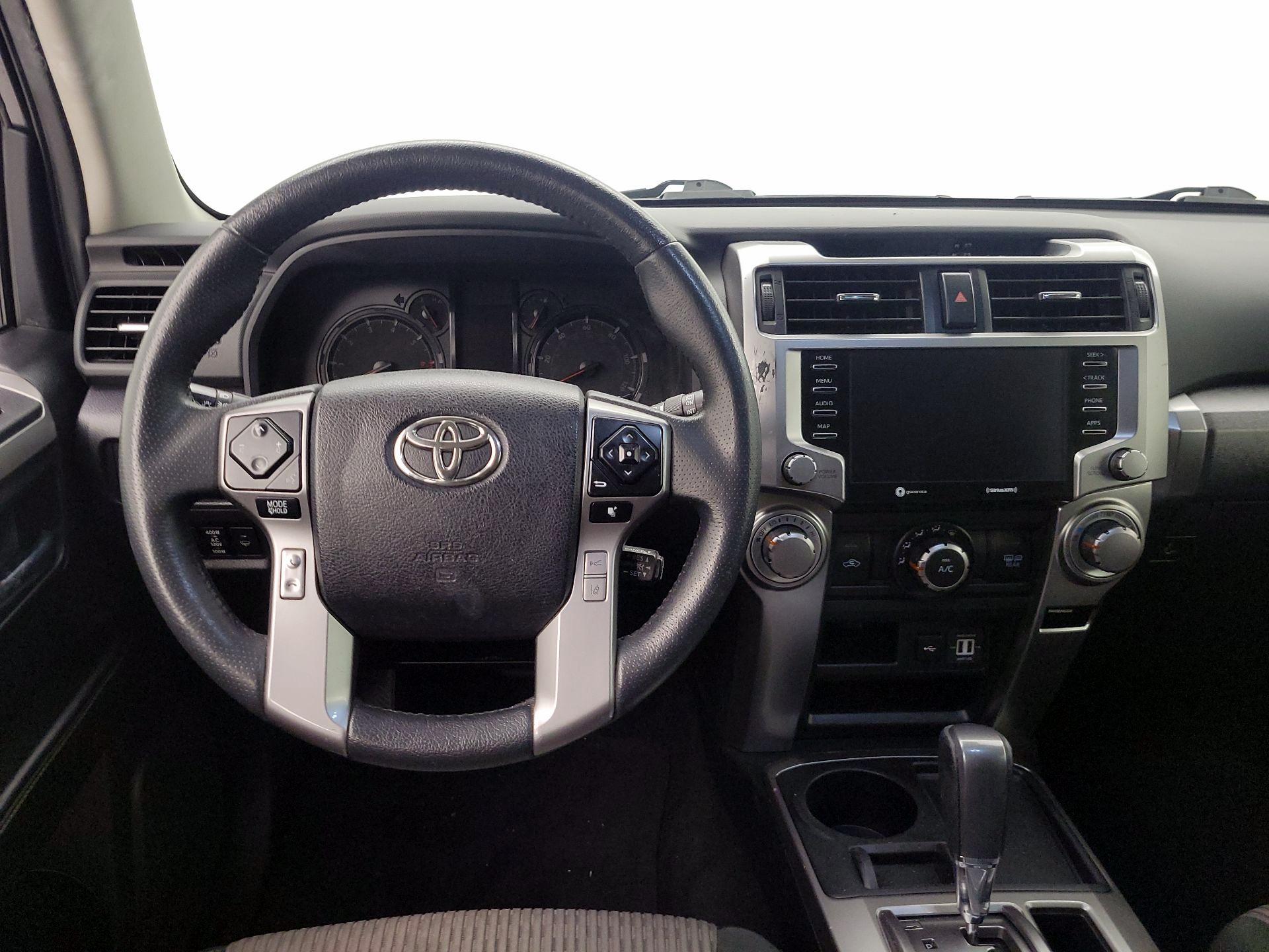 Thumbnail: 2022 Toyota 4Runner - 10