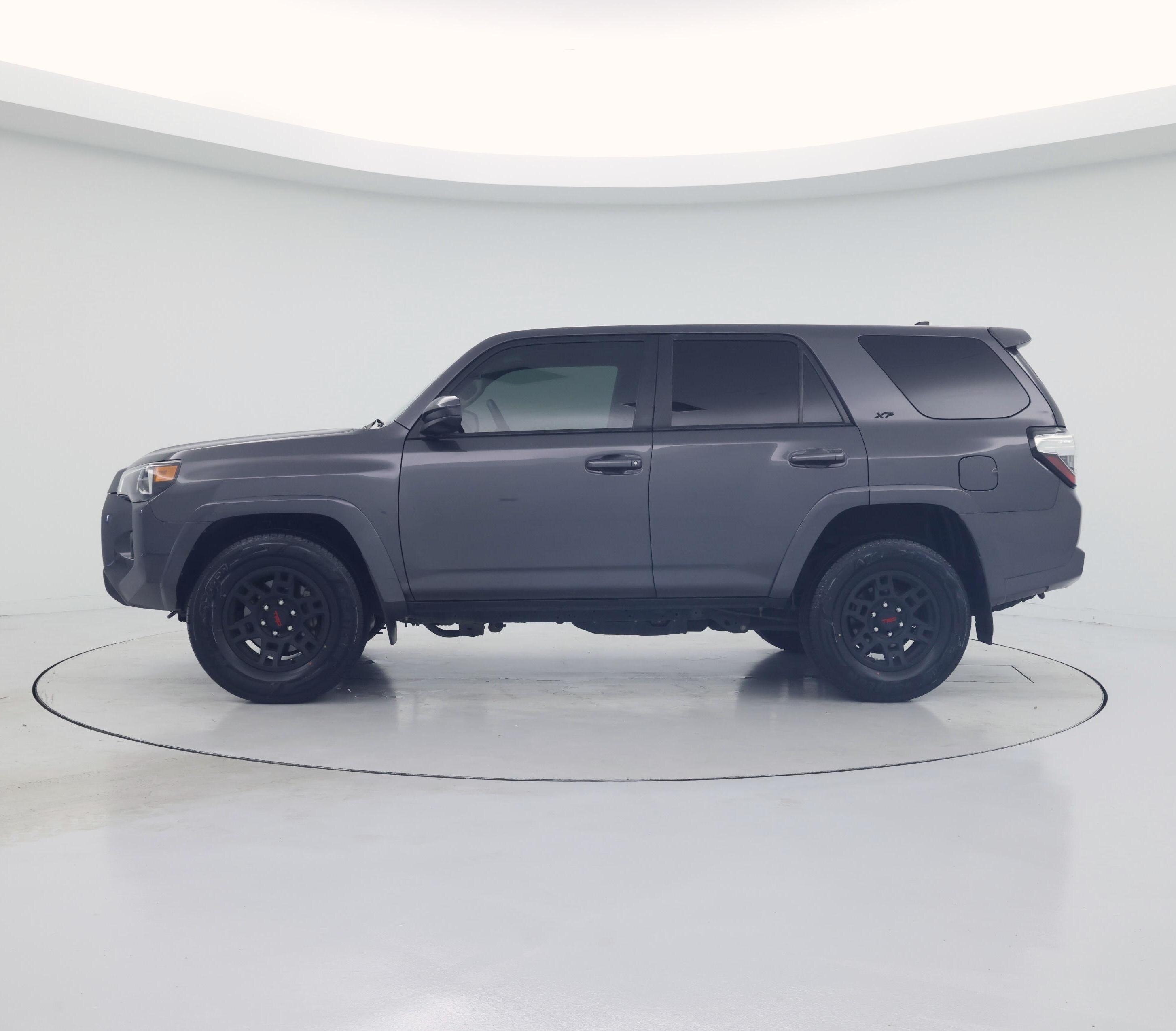 Thumbnail: 2022 Toyota 4Runner - 3