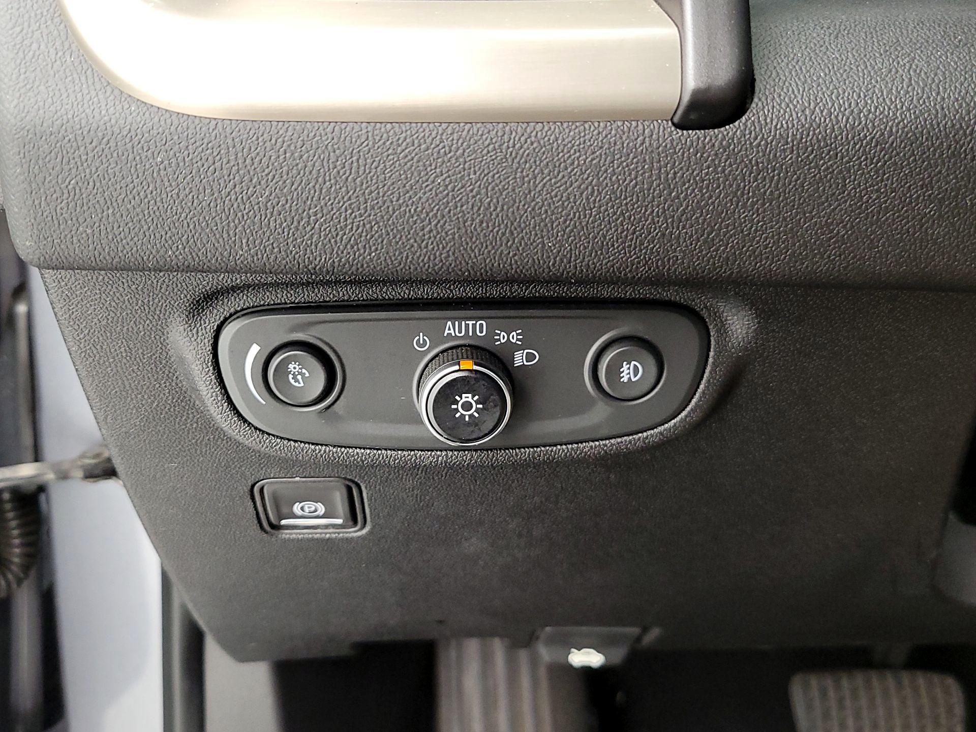 Thumbnail: 2018 GMC Terrain - 13