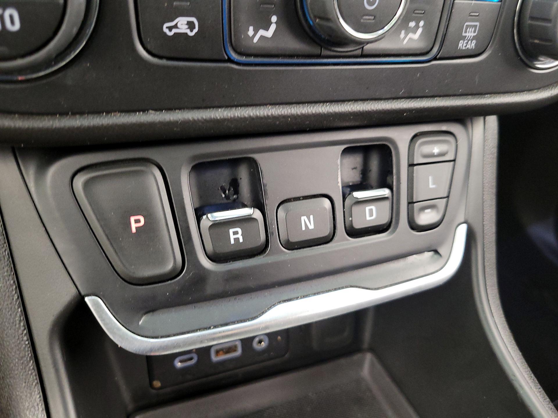 Thumbnail: 2018 GMC Terrain - 18