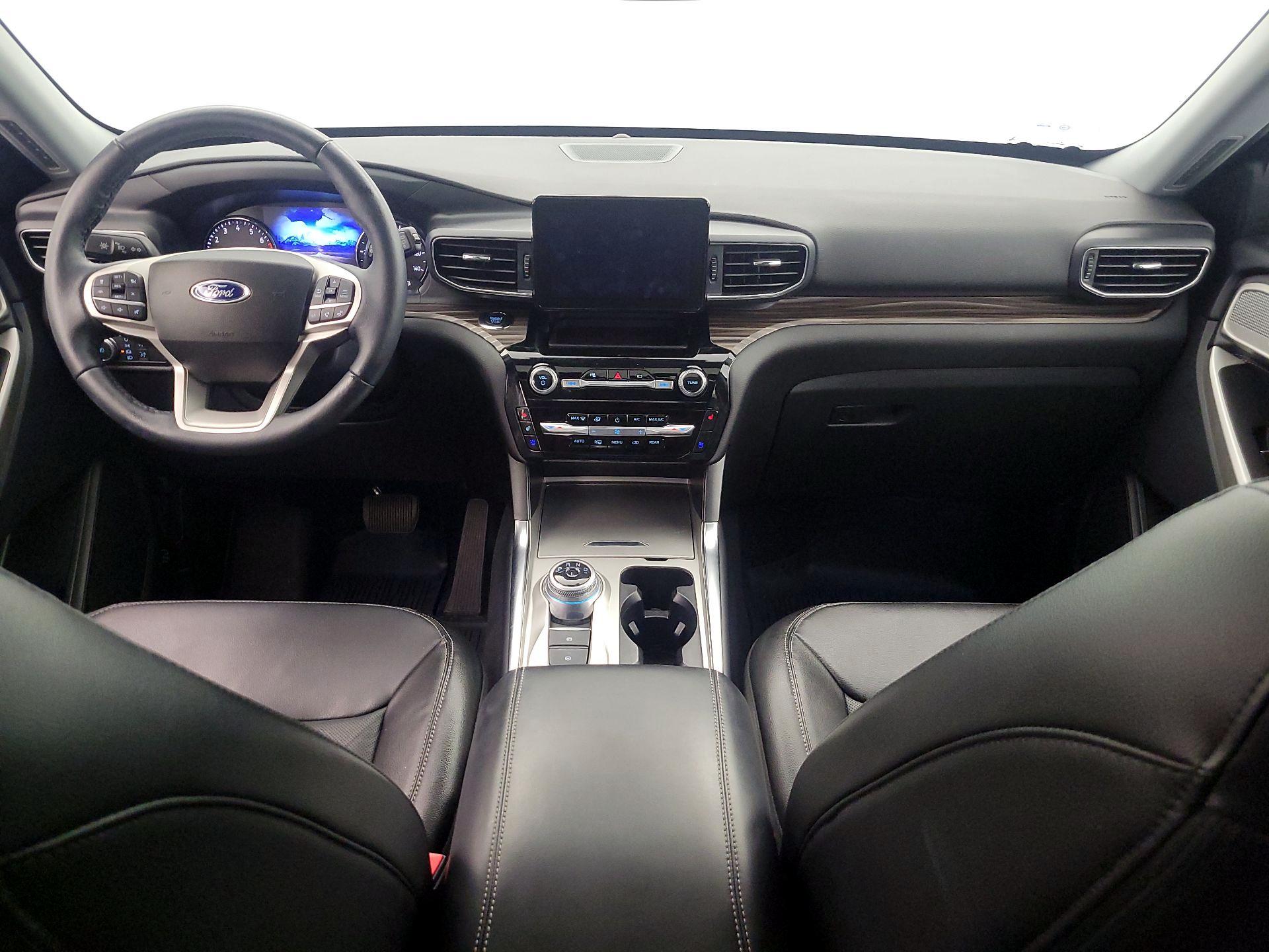 Thumbnail: 2022 Ford Explorer - 9