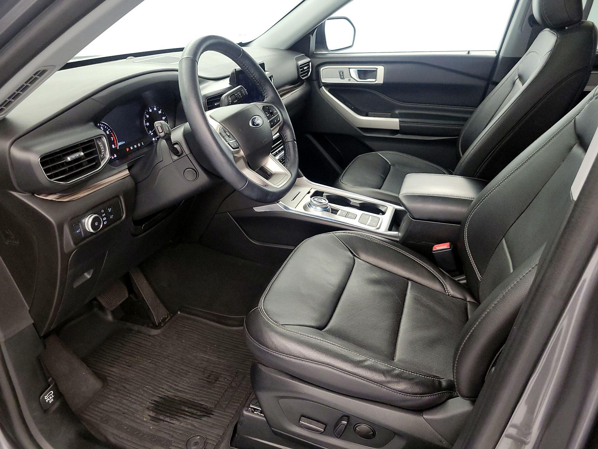 Thumbnail: 2022 Ford Explorer - 11