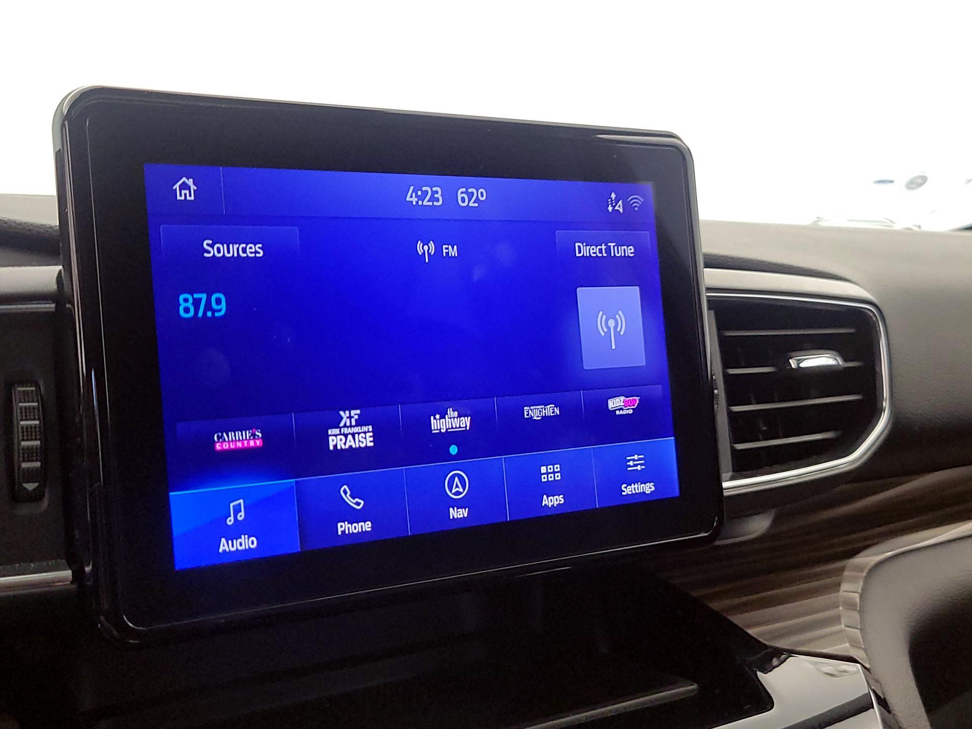 Thumbnail: 2022 Ford Explorer - 16