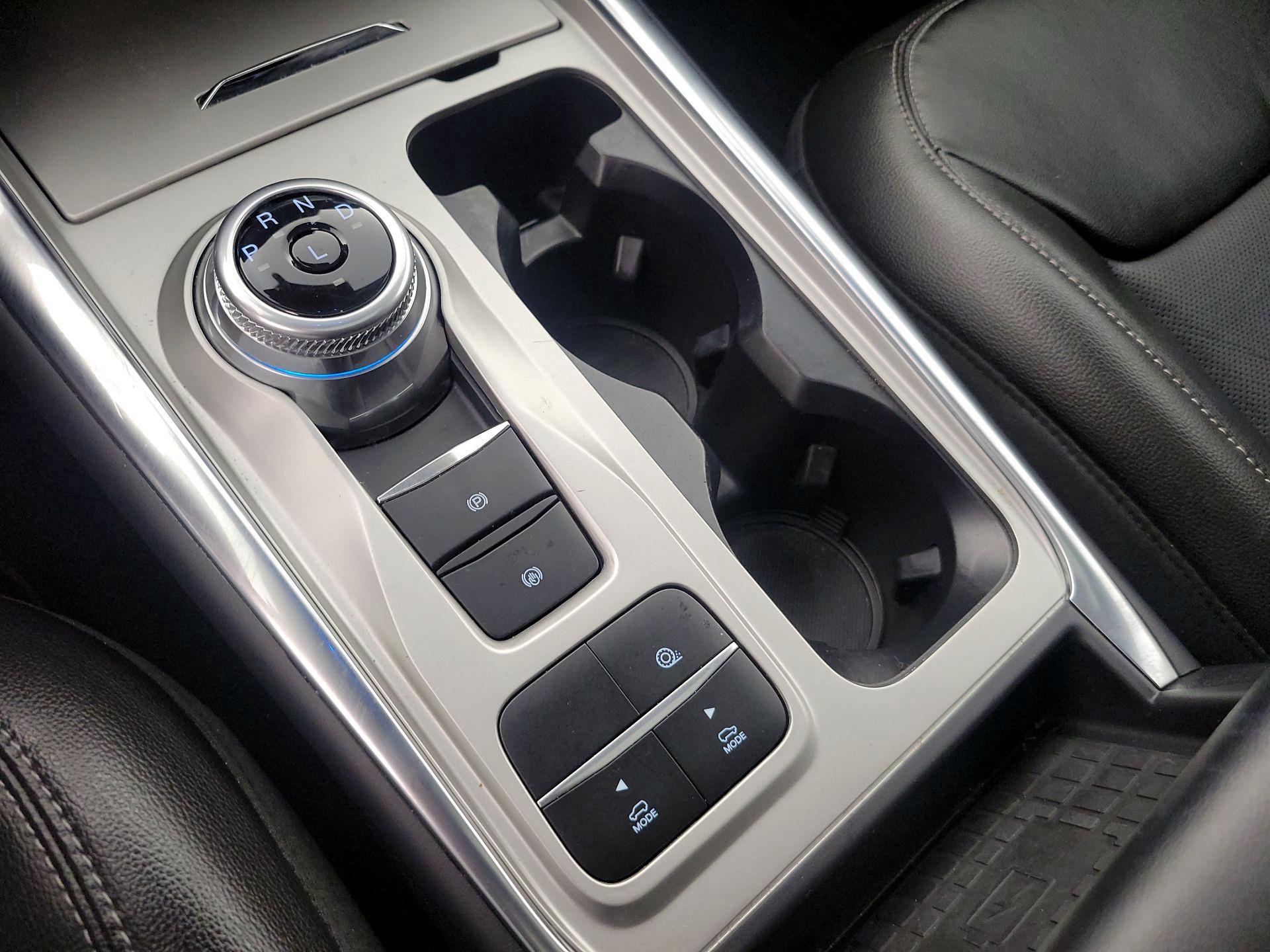 Thumbnail: 2022 Ford Explorer - 18