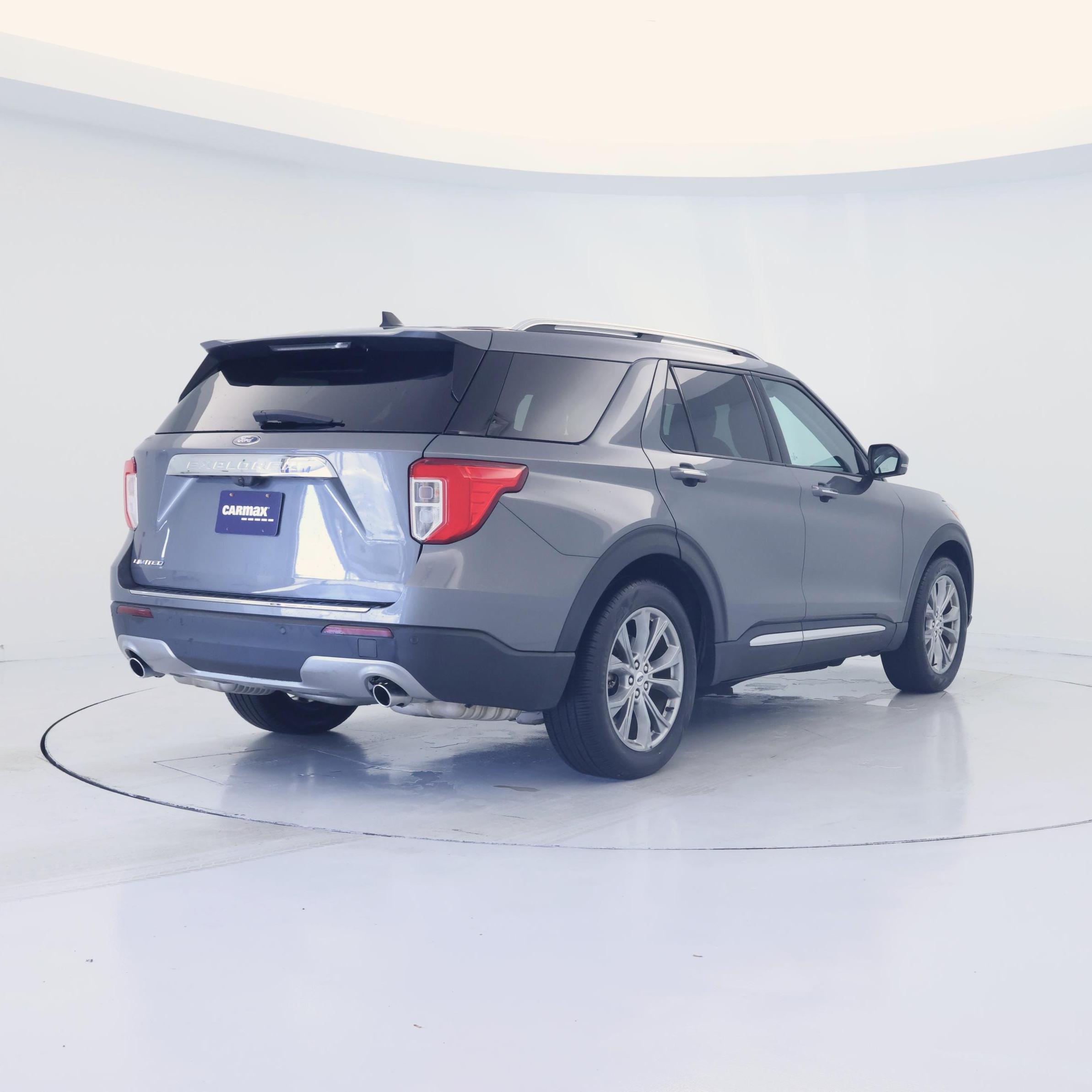 Thumbnail: 2022 Ford Explorer - 8