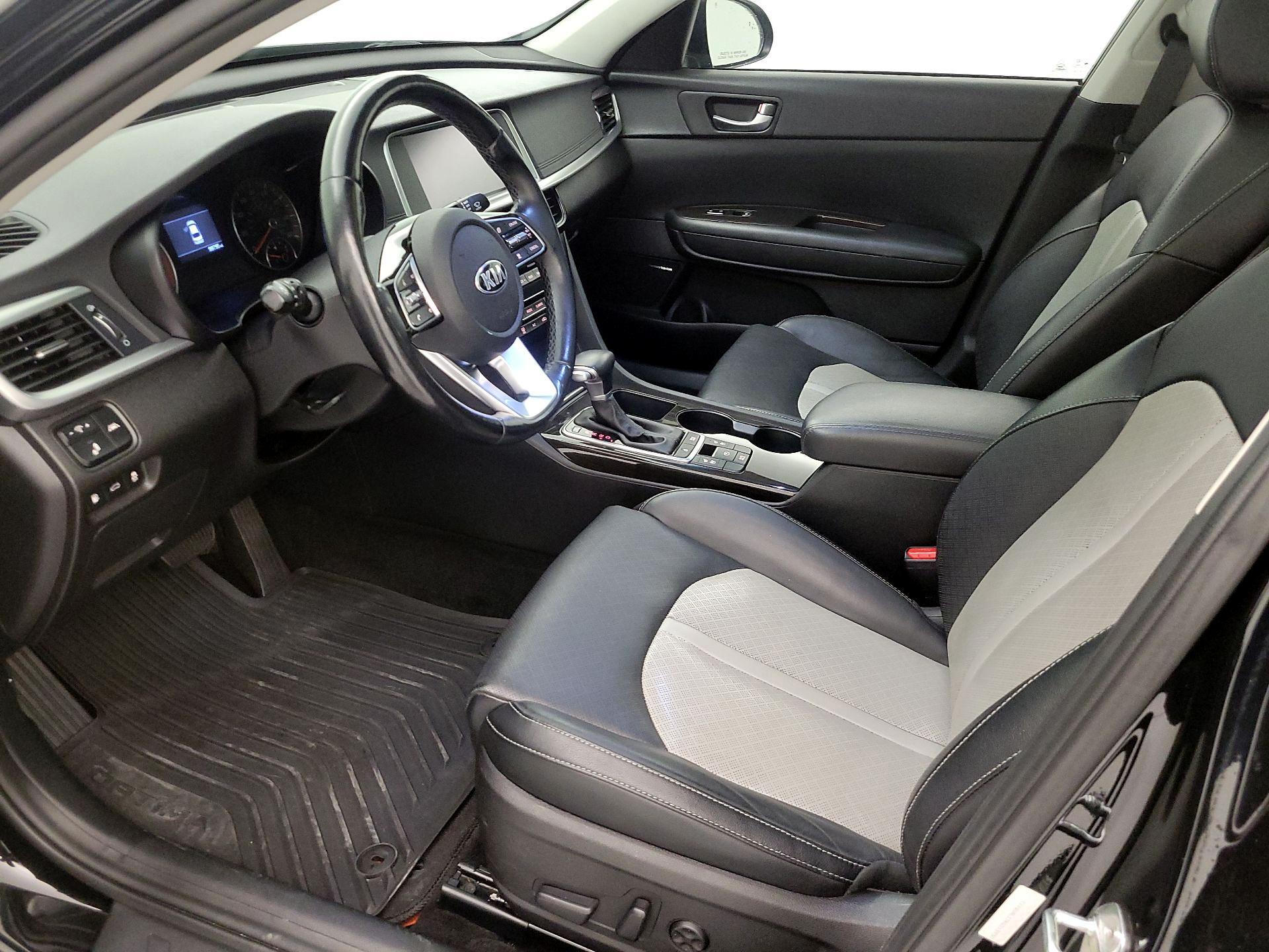 Thumbnail: 2019 Kia Optima - 11