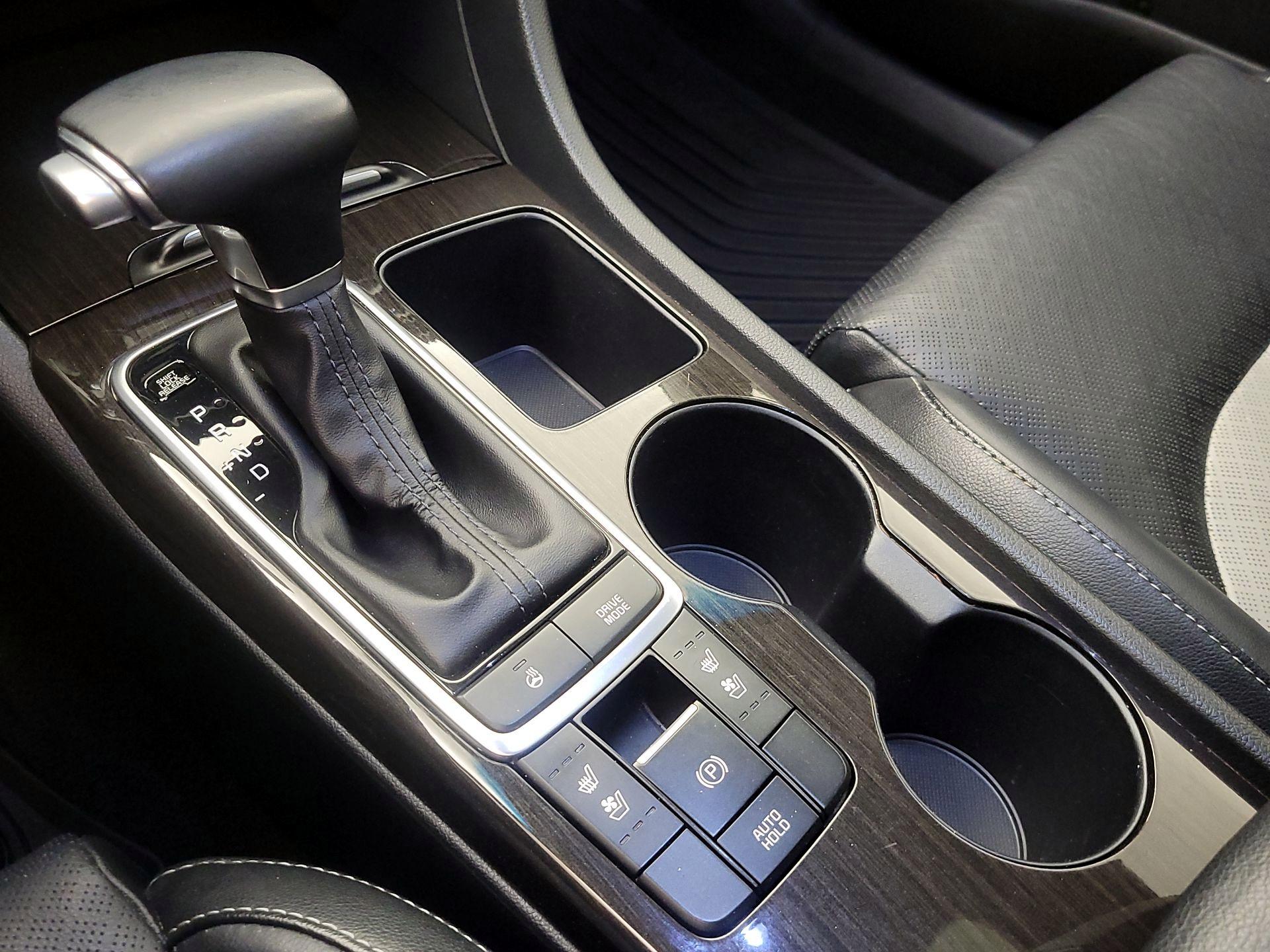 Thumbnail: 2019 Kia Optima - 18