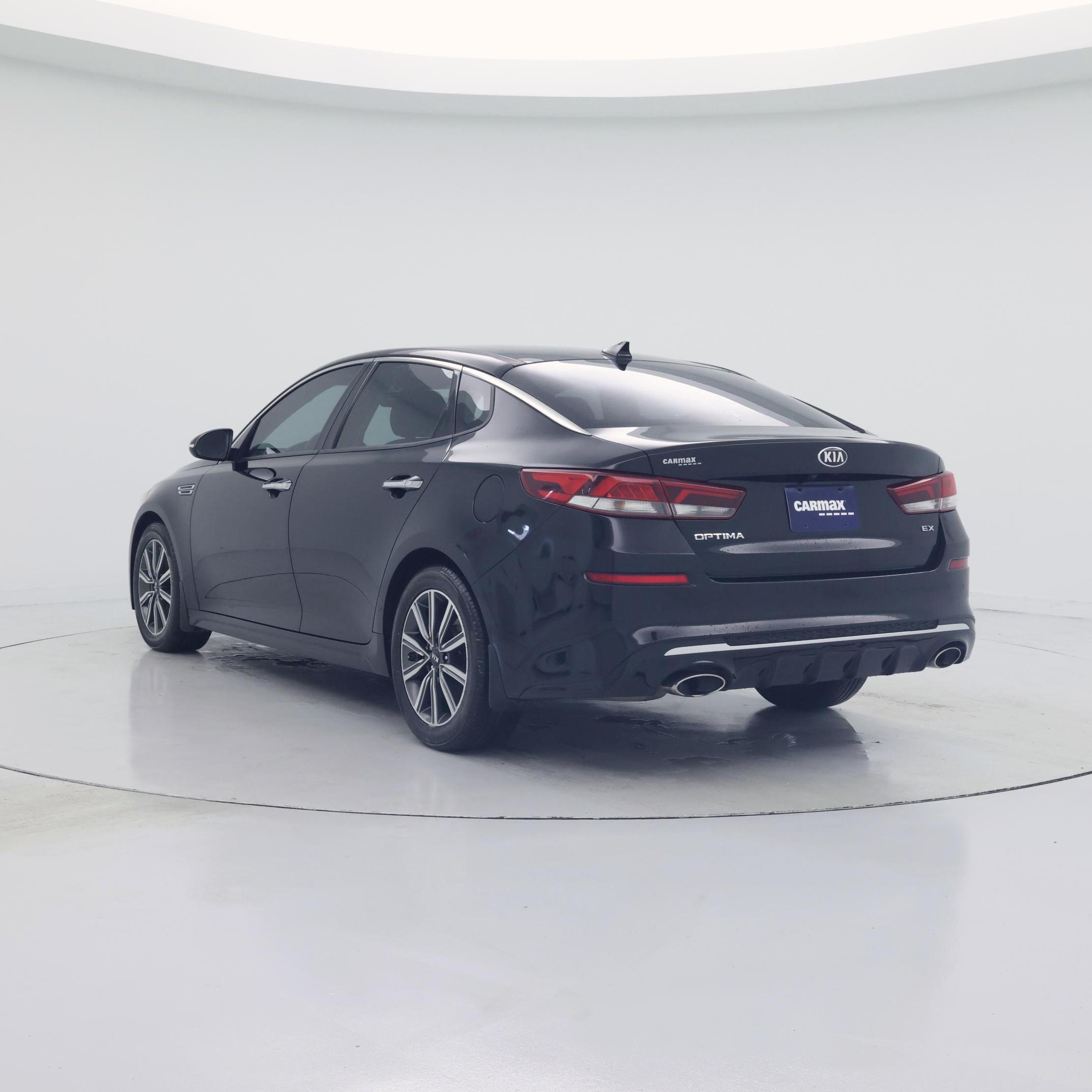 Thumbnail: 2019 Kia Optima - 2