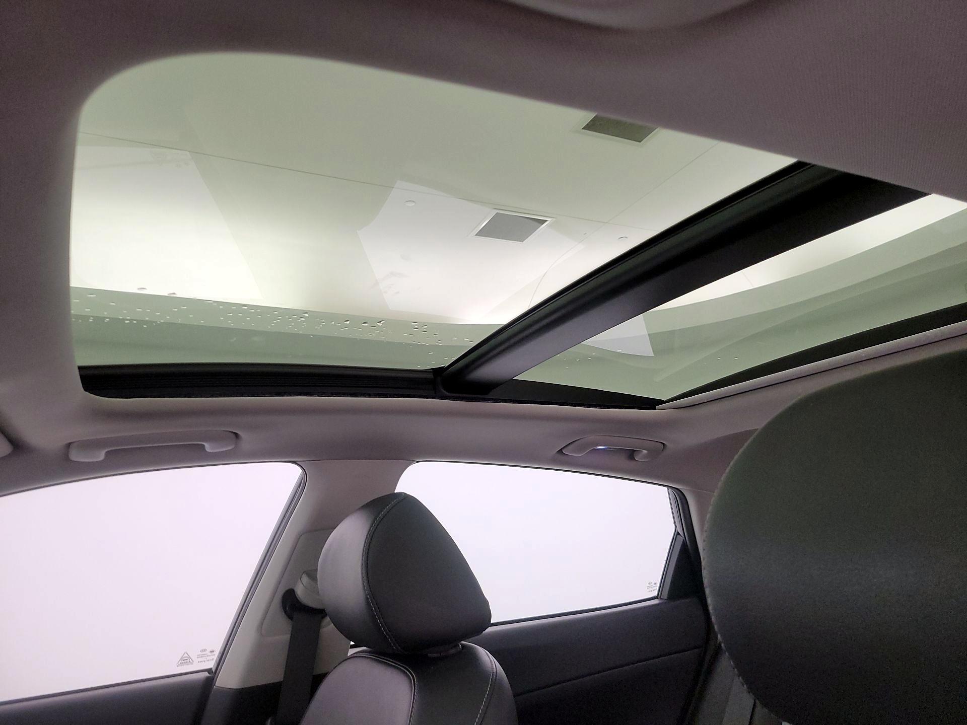 Thumbnail: 2019 Kia Optima - 20