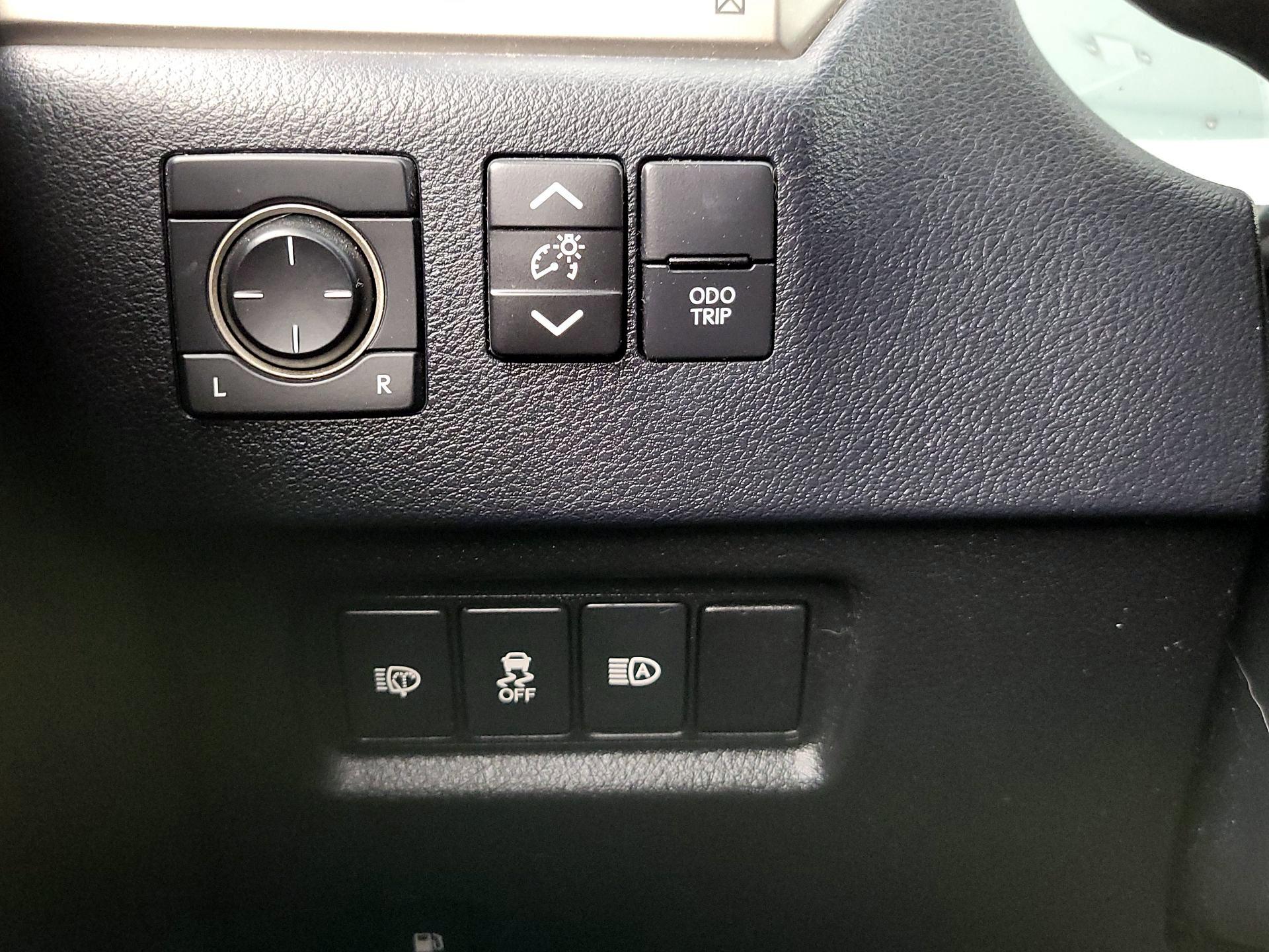 Thumbnail: 2020 Lexus GX - 13