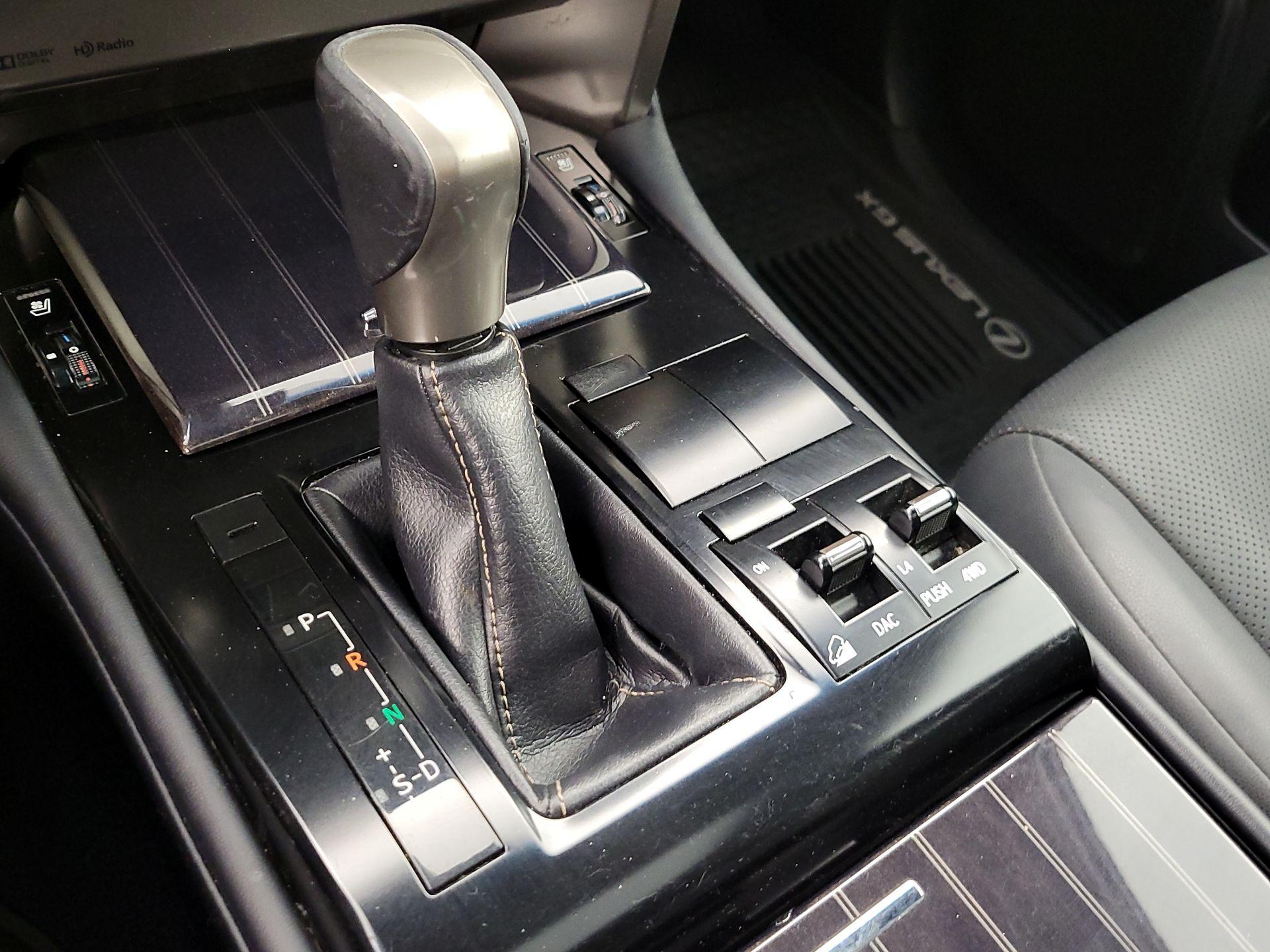 Thumbnail: 2020 Lexus GX - 18