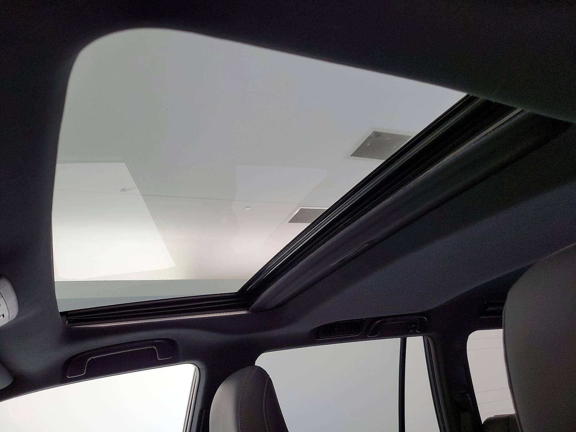 Thumbnail: 2020 Lexus GX - 20