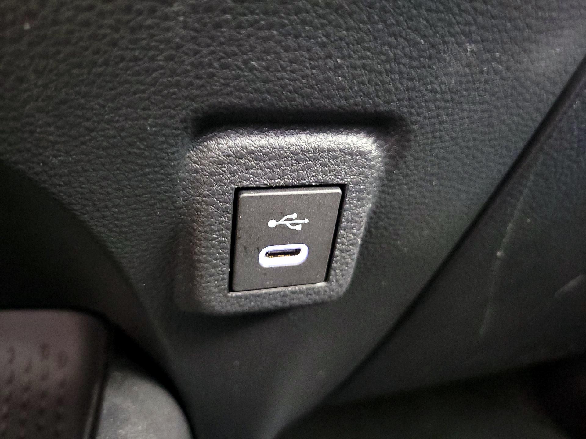 Thumbnail: 2024 Toyota Corolla - 18