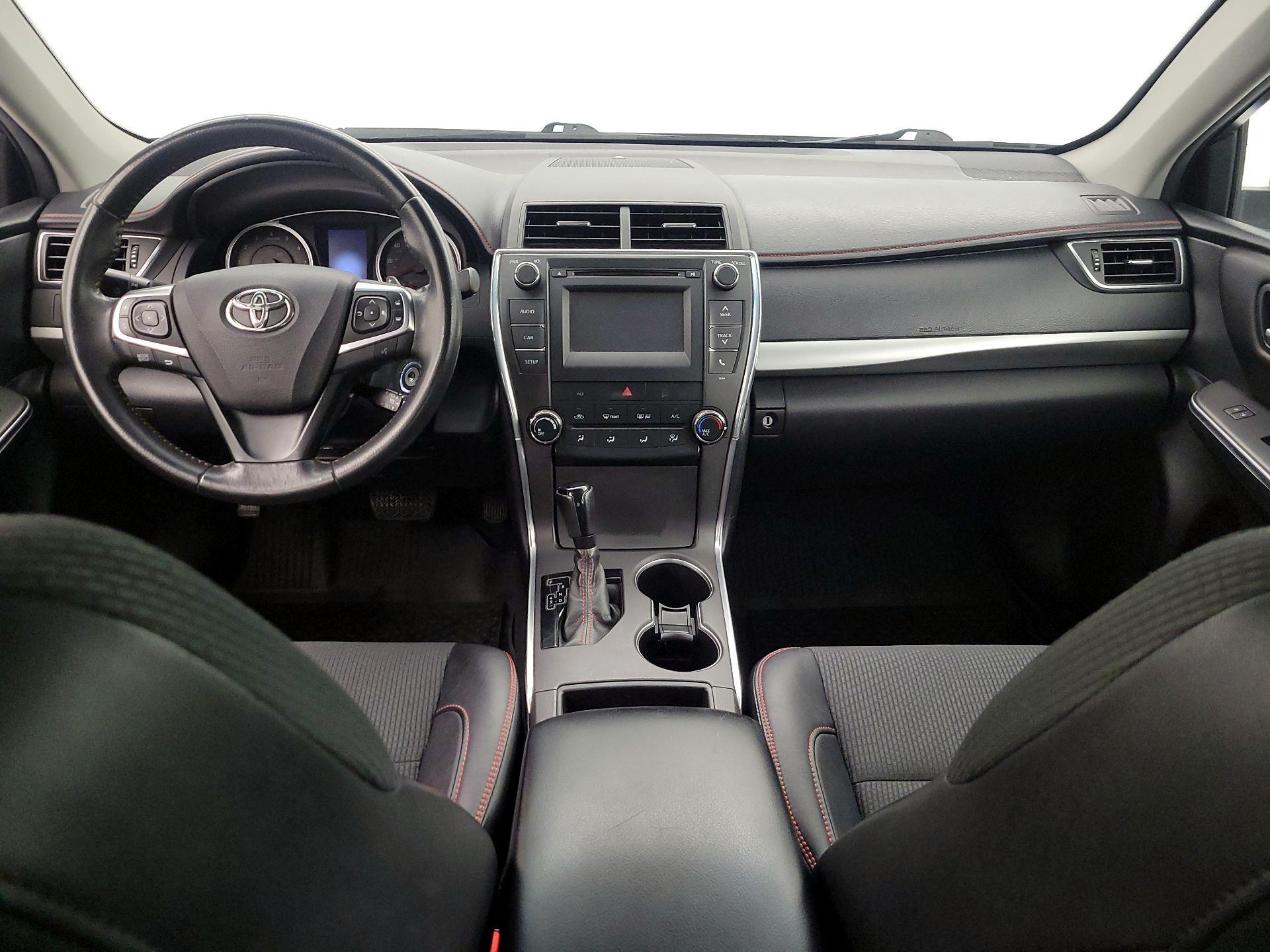 Thumbnail: 2017 Toyota Camry - 9