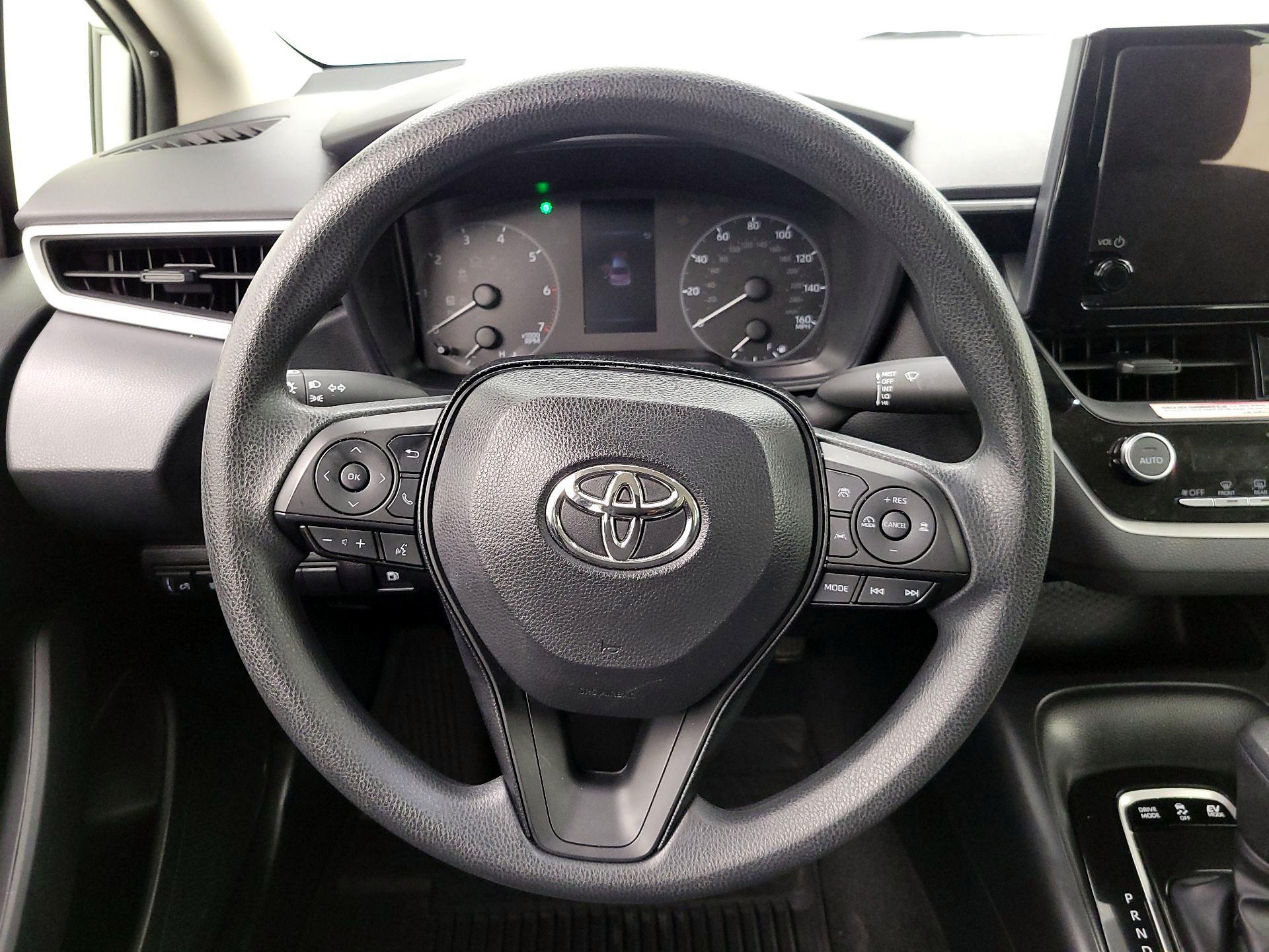 Thumbnail: 2023 Toyota Corolla - 10