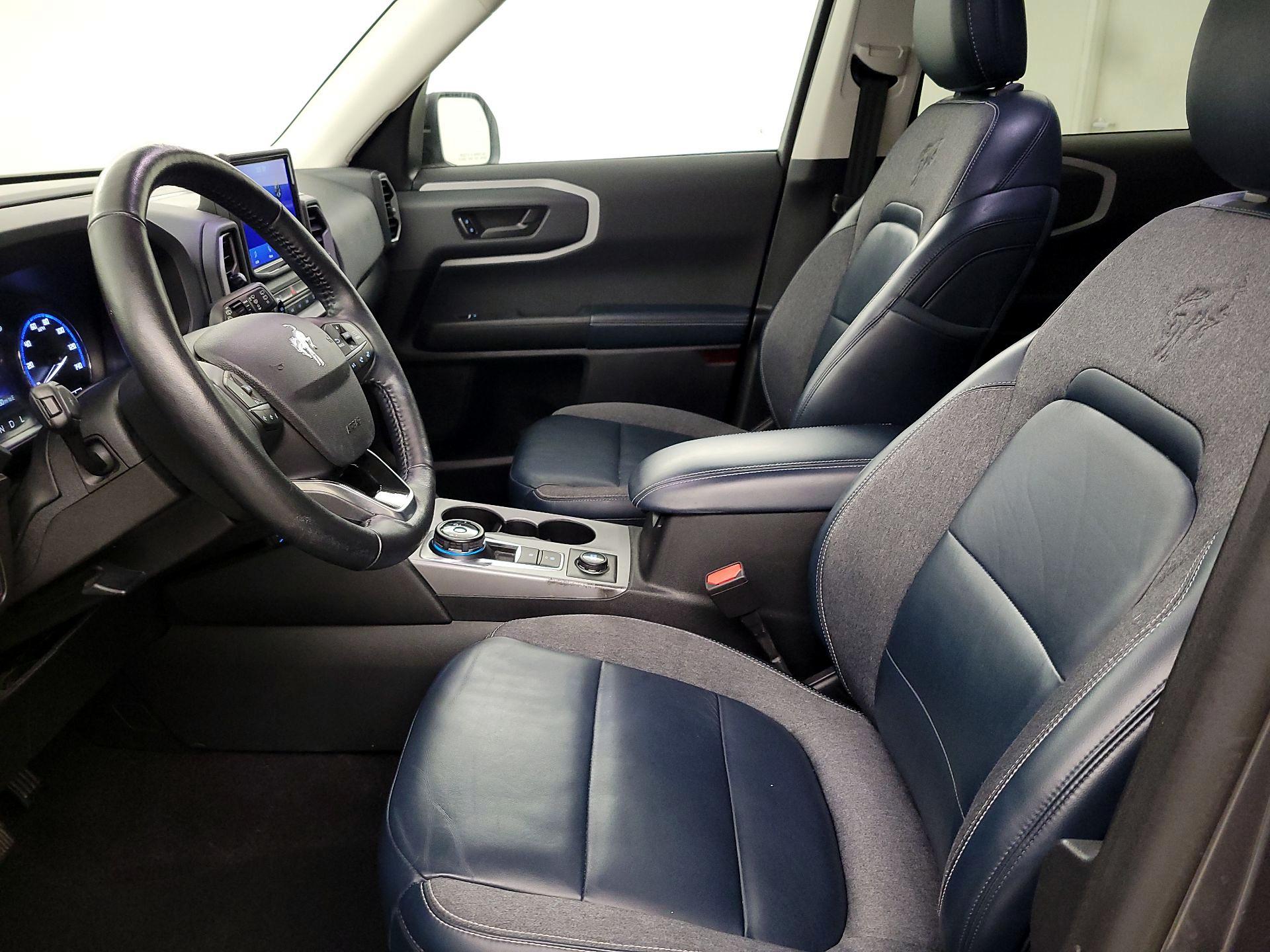 Thumbnail: 2022 Ford Bronco Sport - 11