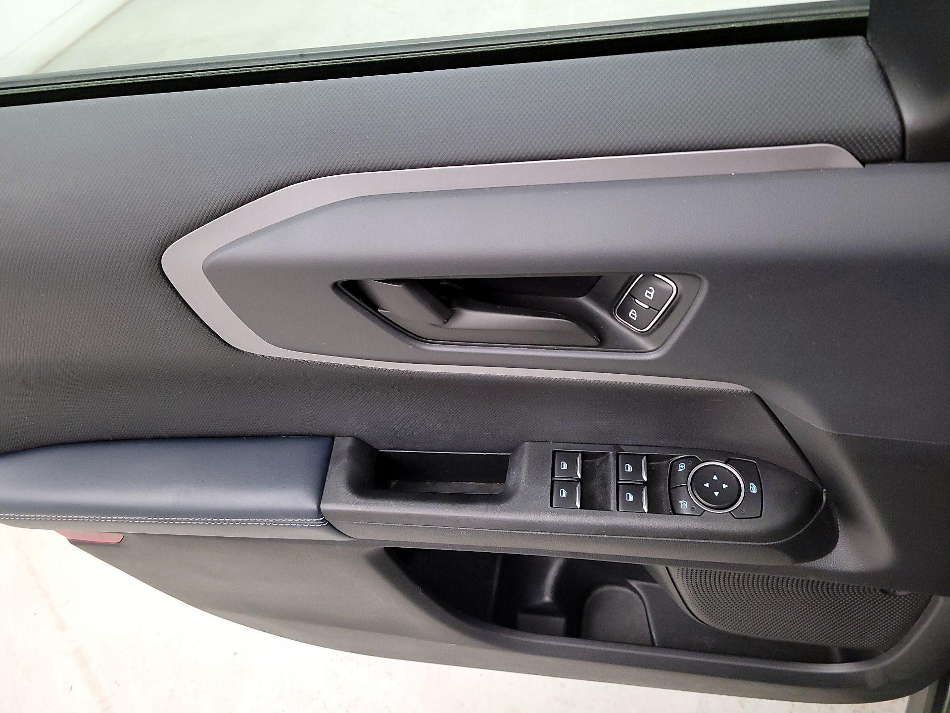 Thumbnail: 2022 Ford Bronco Sport - 12