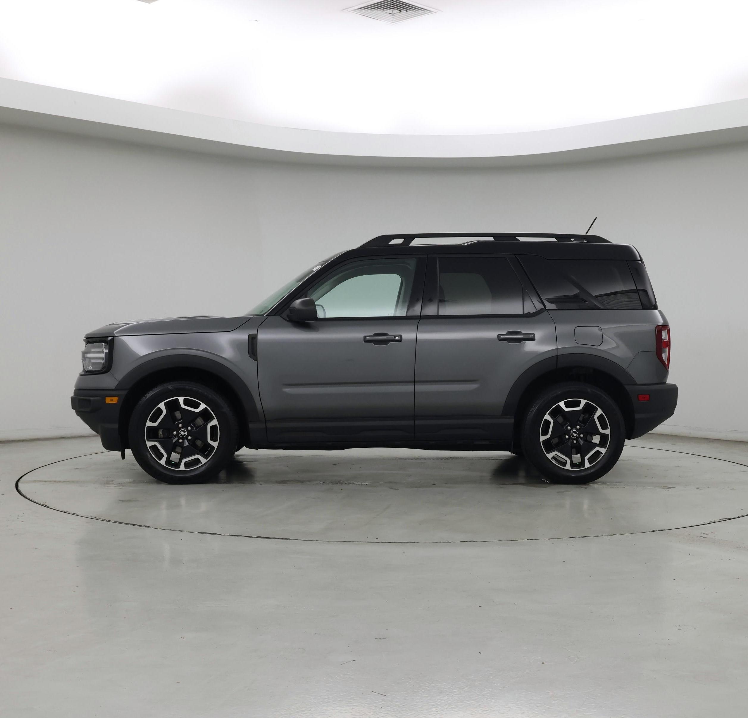 Thumbnail: 2022 Ford Bronco Sport - 3