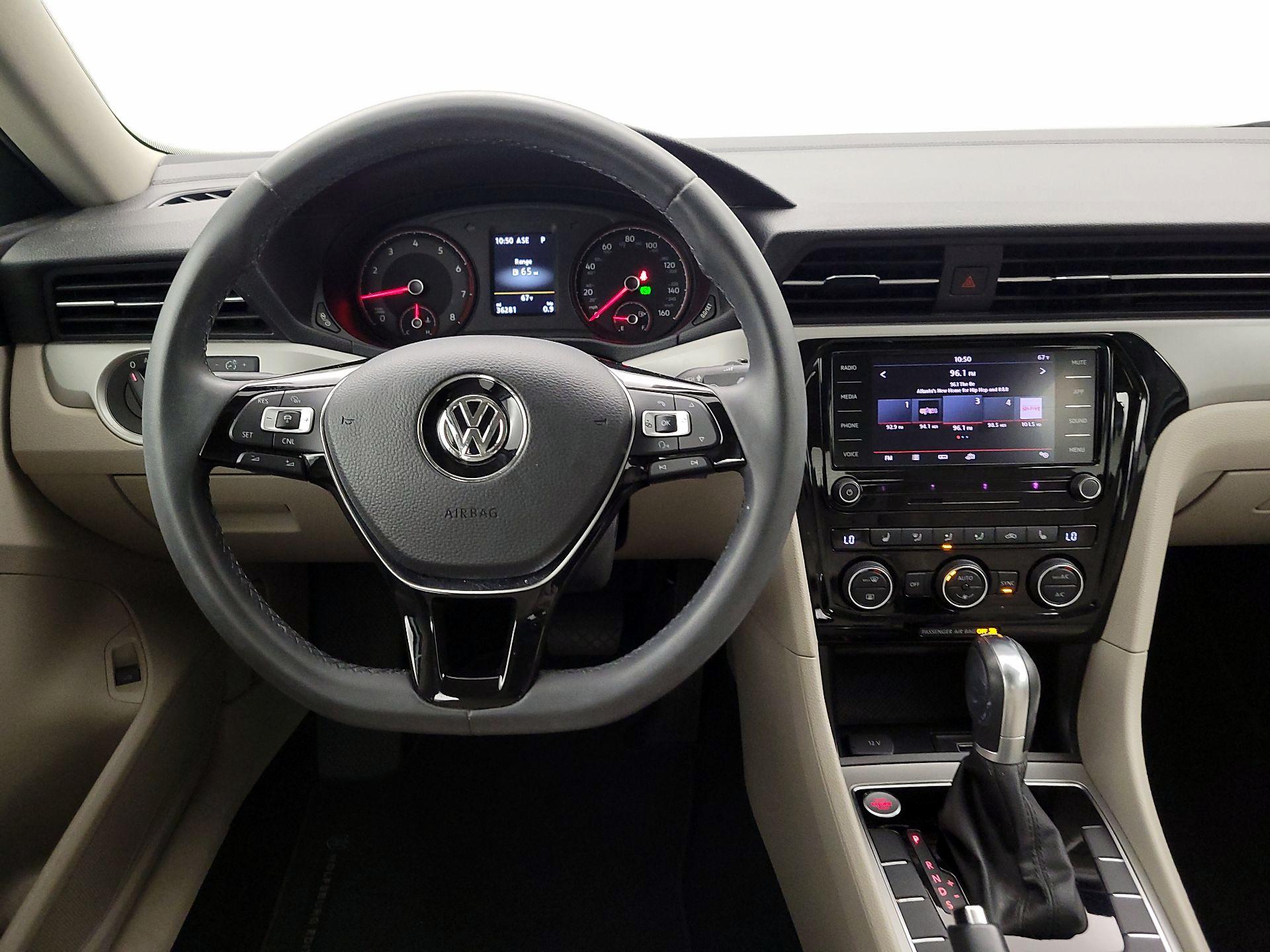 Thumbnail: 2021 Volkswagen Passat - 10