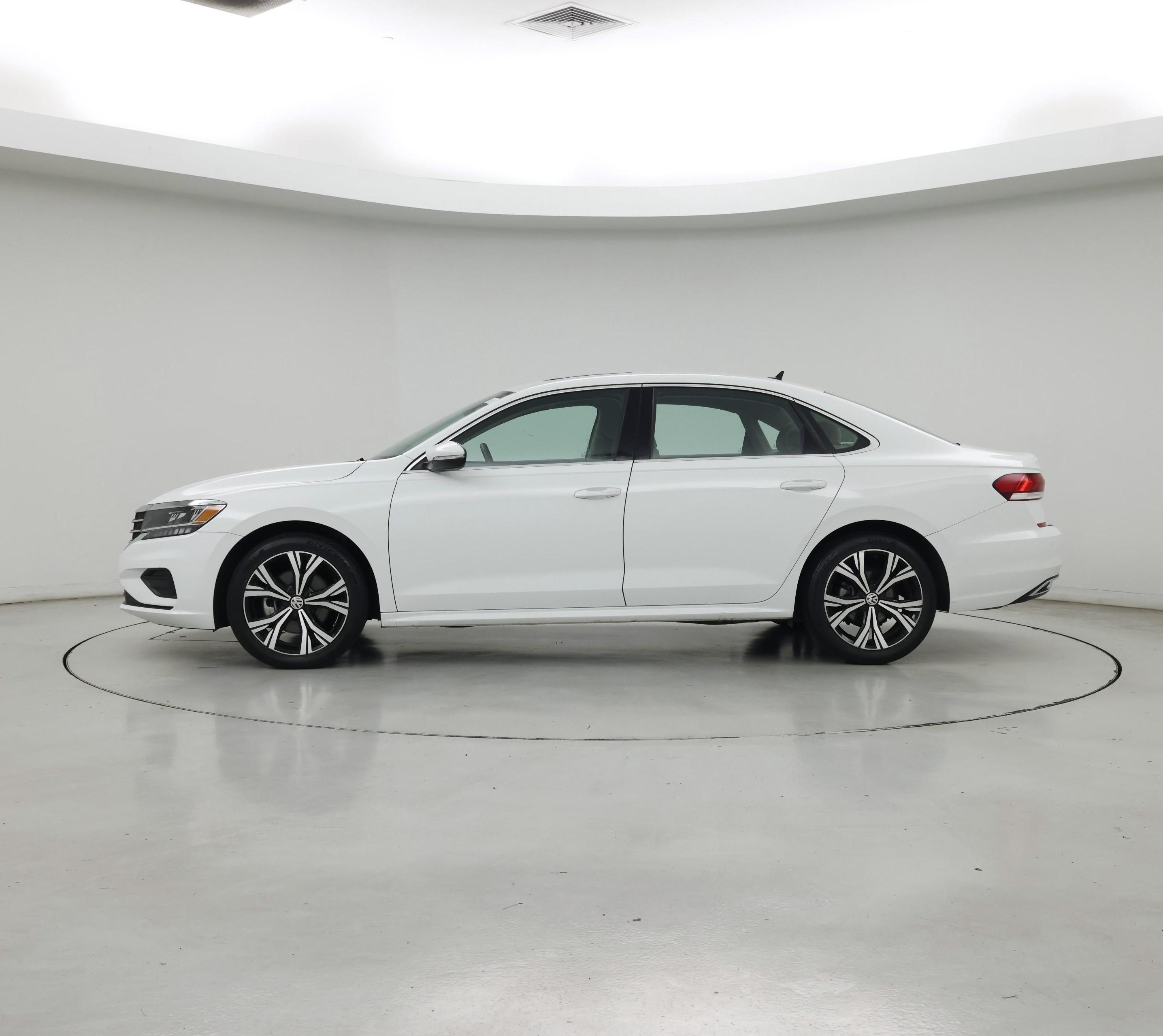 Thumbnail: 2021 Volkswagen Passat - 3